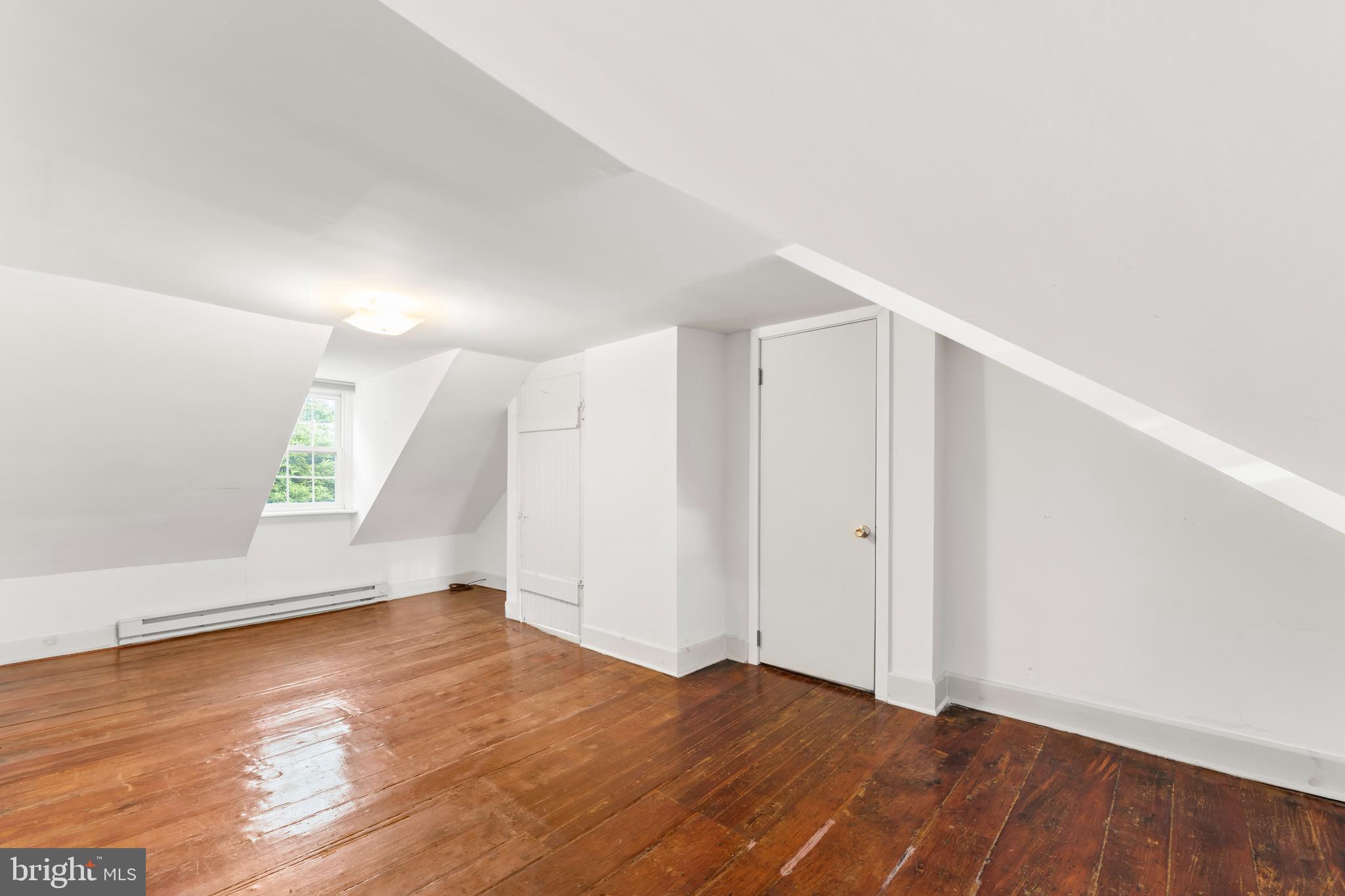 SOCIETY HILL - Residential