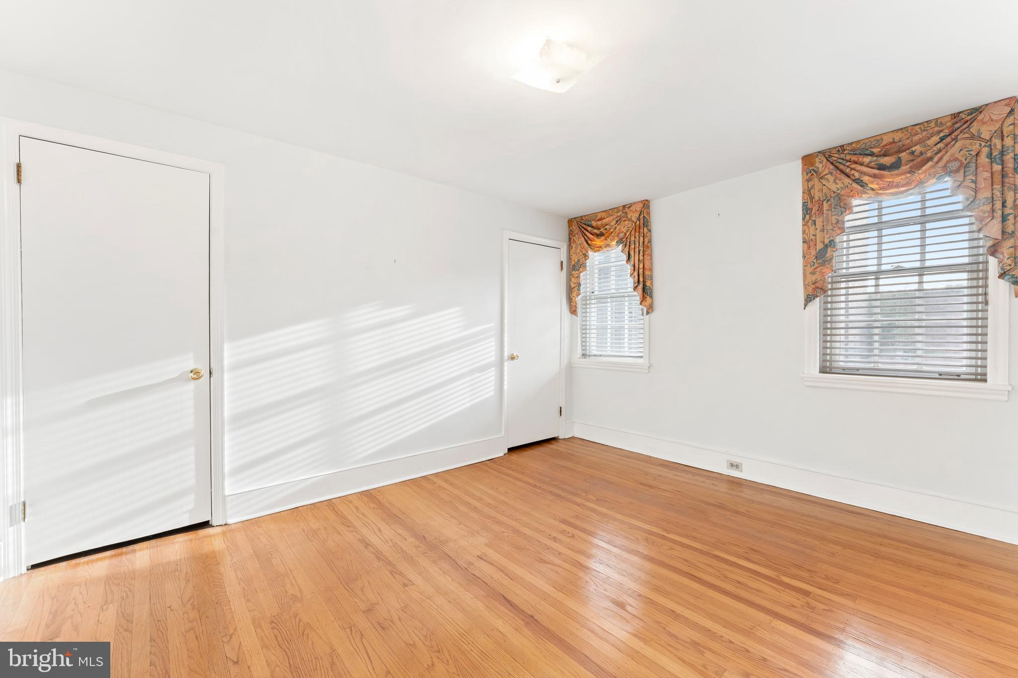 SOCIETY HILL - Residential