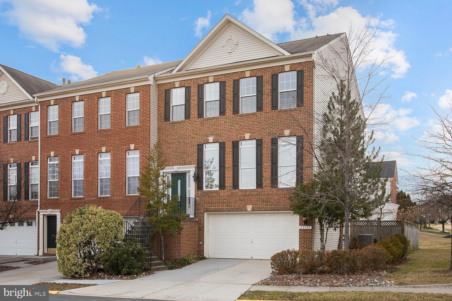 AMBERLEIGH - Residential Lease