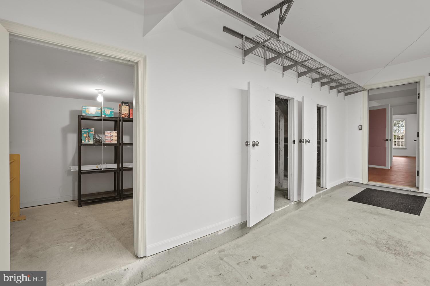 AMBERLEIGH - Residential Lease