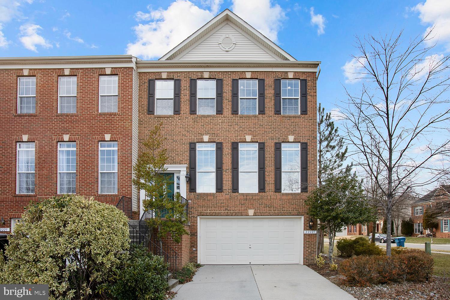 AMBERLEIGH - Residential Lease