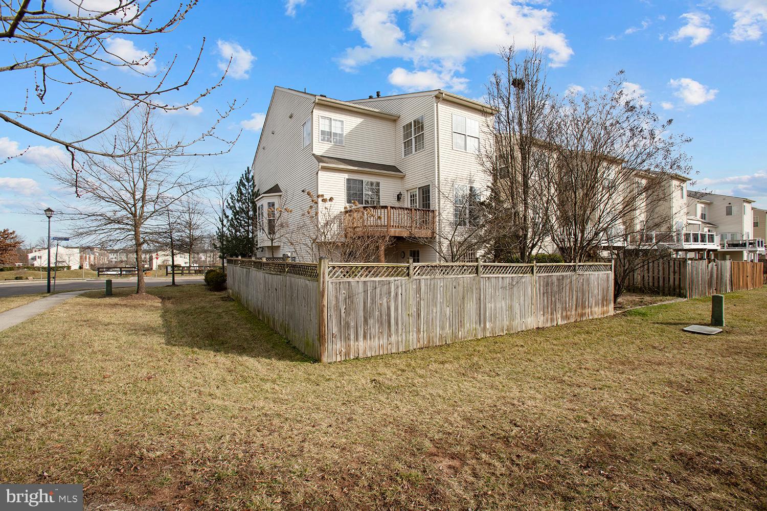 AMBERLEIGH - Residential Lease