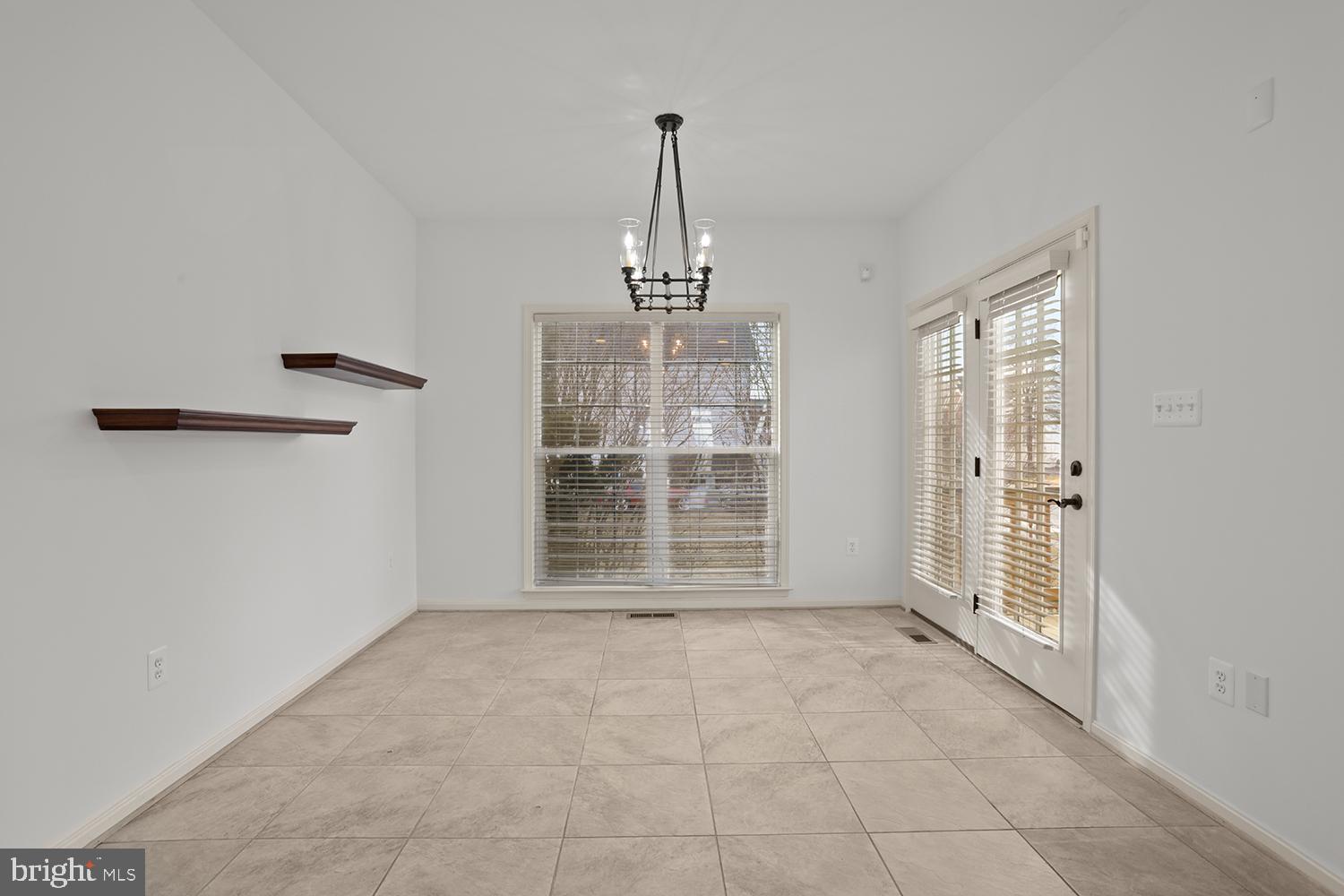 AMBERLEIGH - Residential Lease