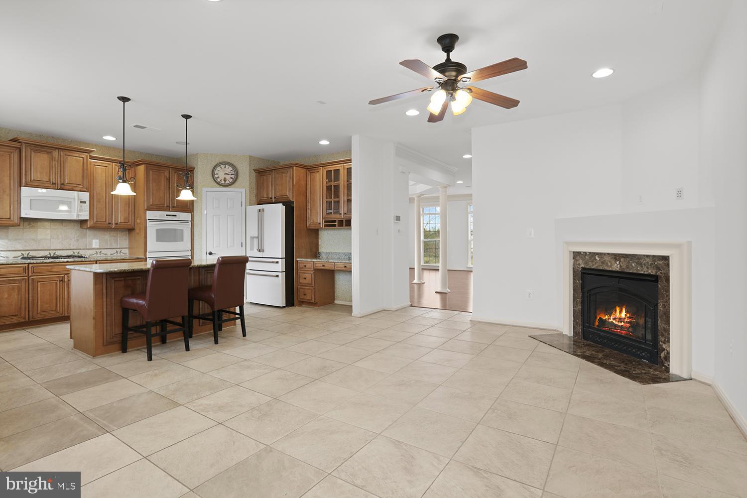 AMBERLEIGH - Residential Lease