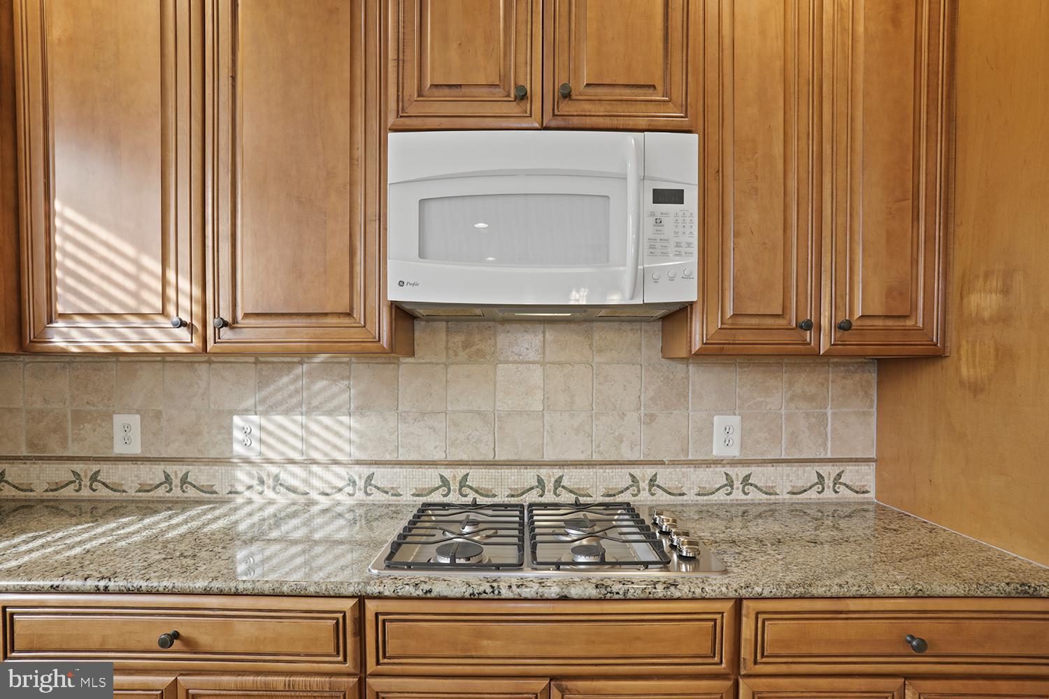 AMBERLEIGH - Residential Lease