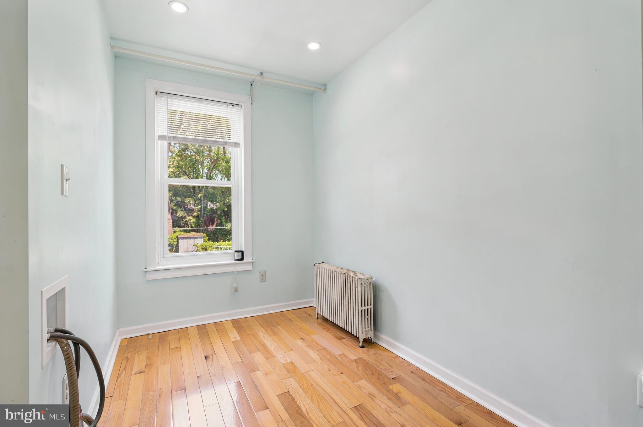 OLNEY - Residential