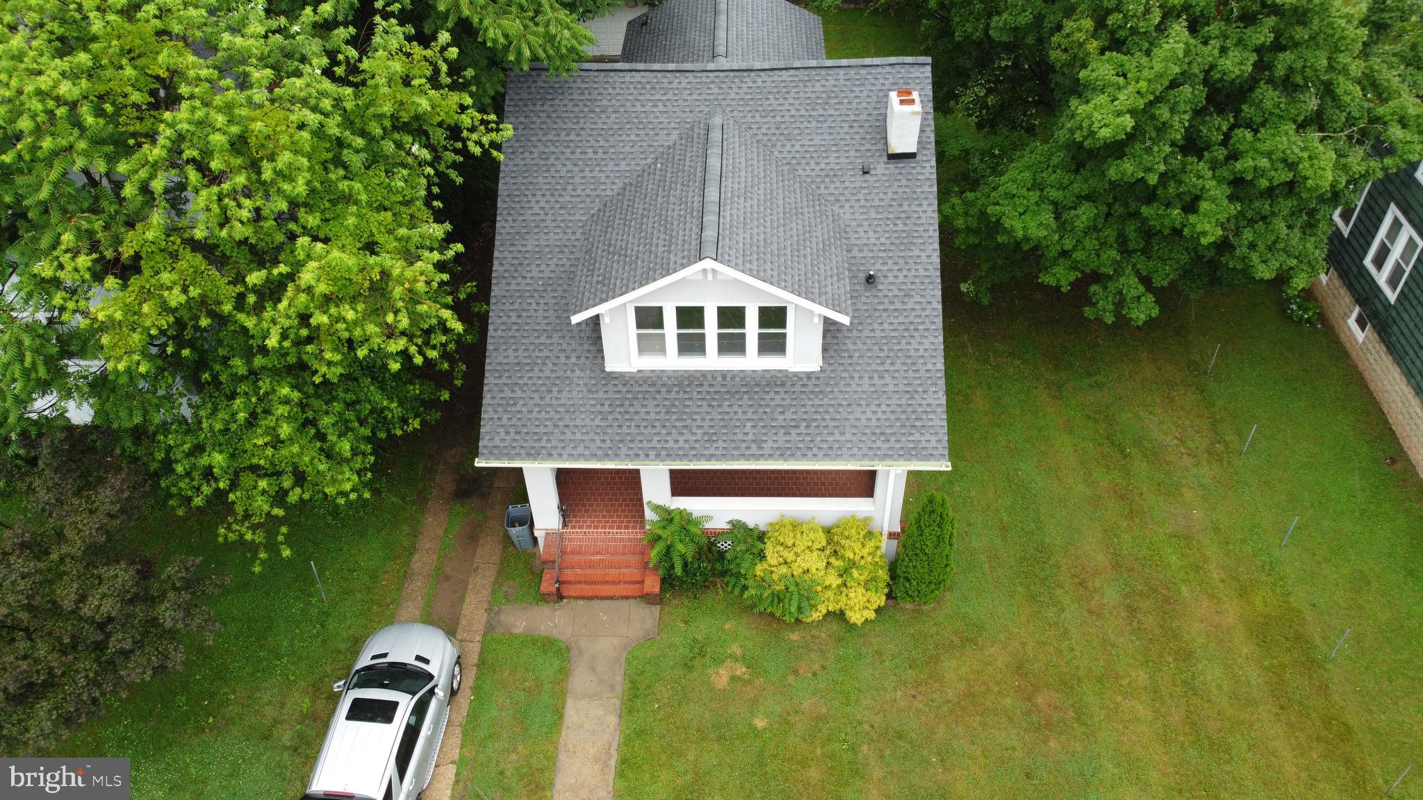 HAMILTON HILLS - Residential