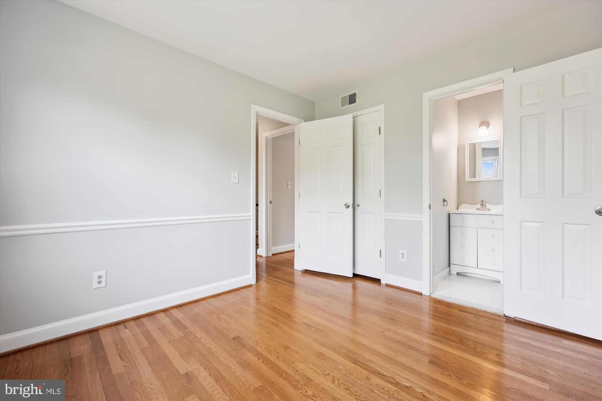 MCAULEY PARK - Residential