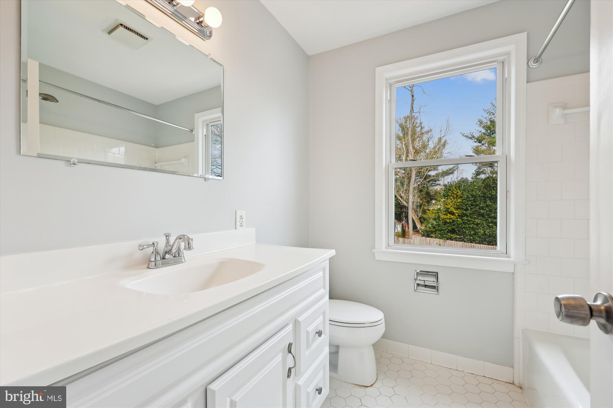 MCAULEY PARK - Residential