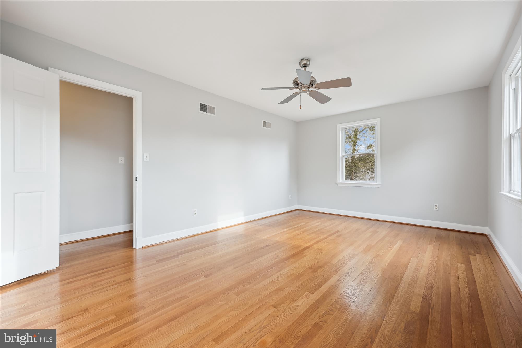 MCAULEY PARK - Residential