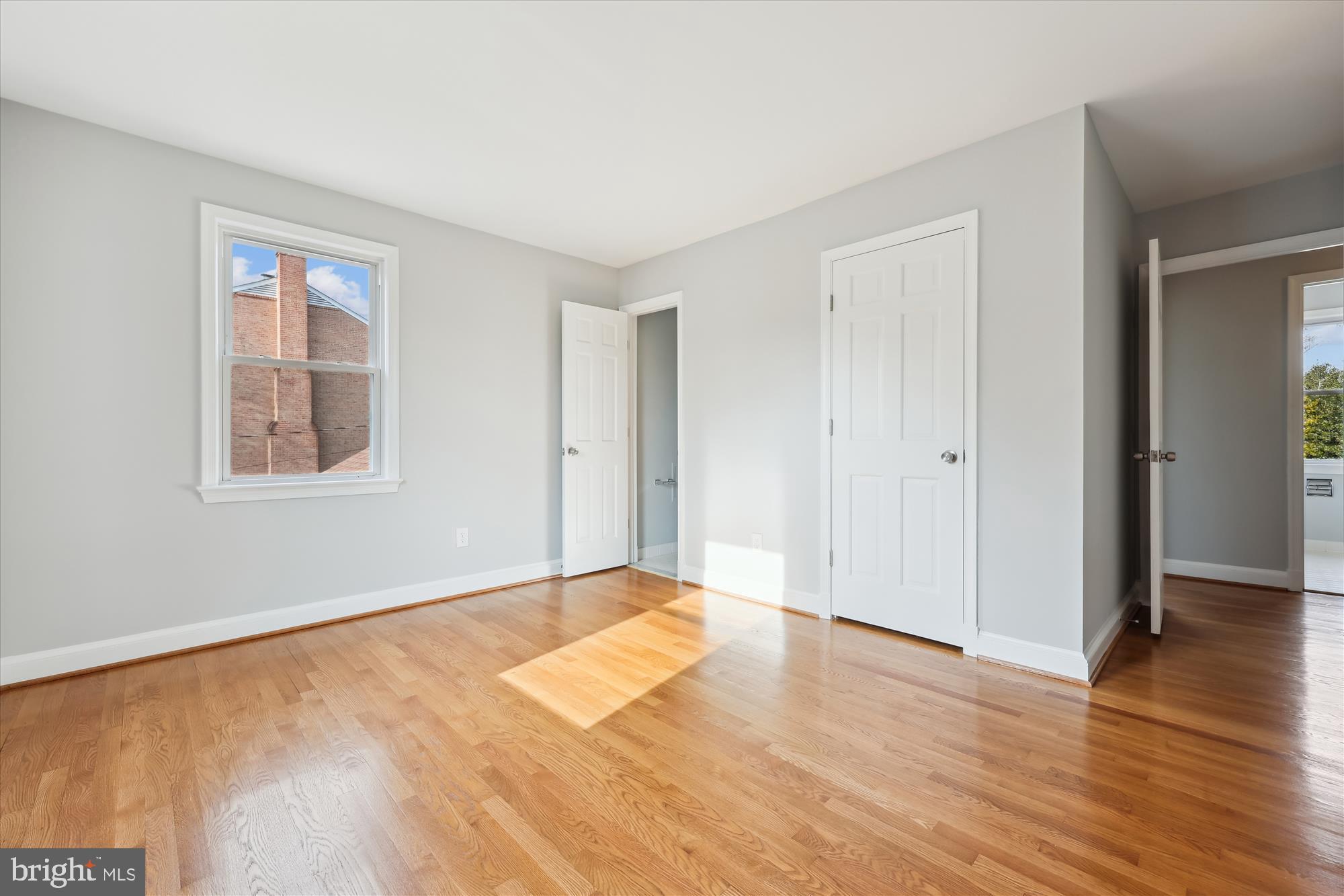 MCAULEY PARK - Residential