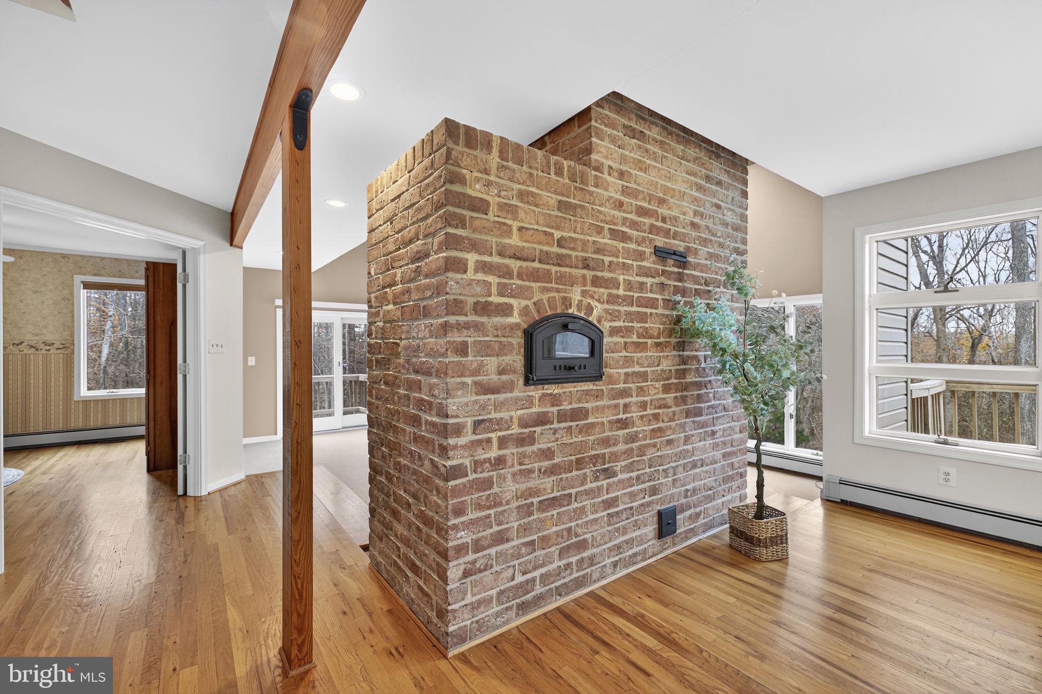 COOPER COMM/NORTH WALES - Residential