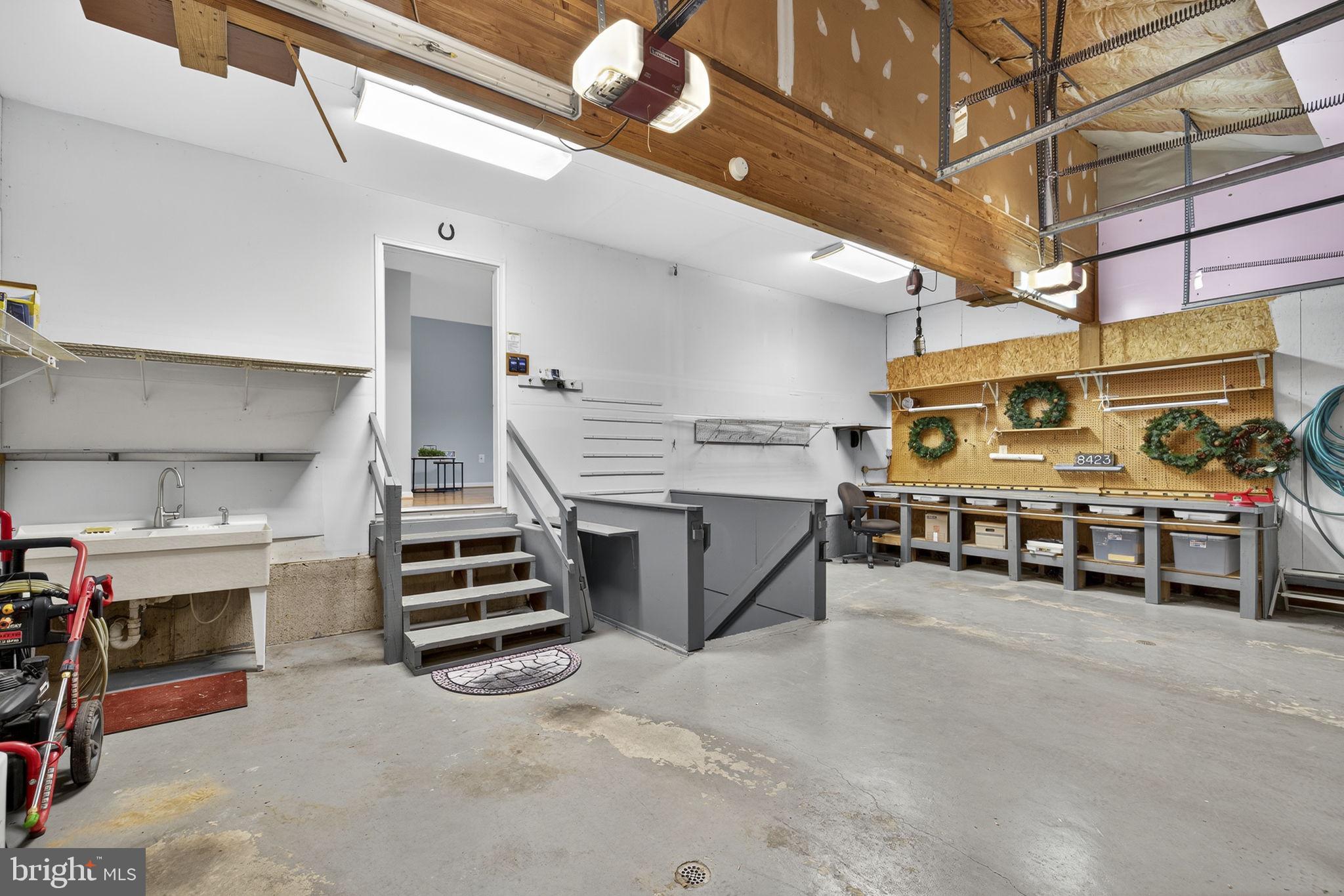 COOPER COMM/NORTH WALES - Residential