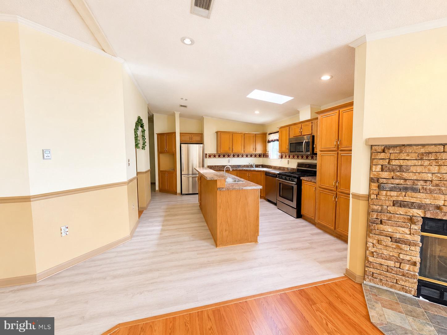 WALNUT GROVE MOBILE HOME PARK - Residential