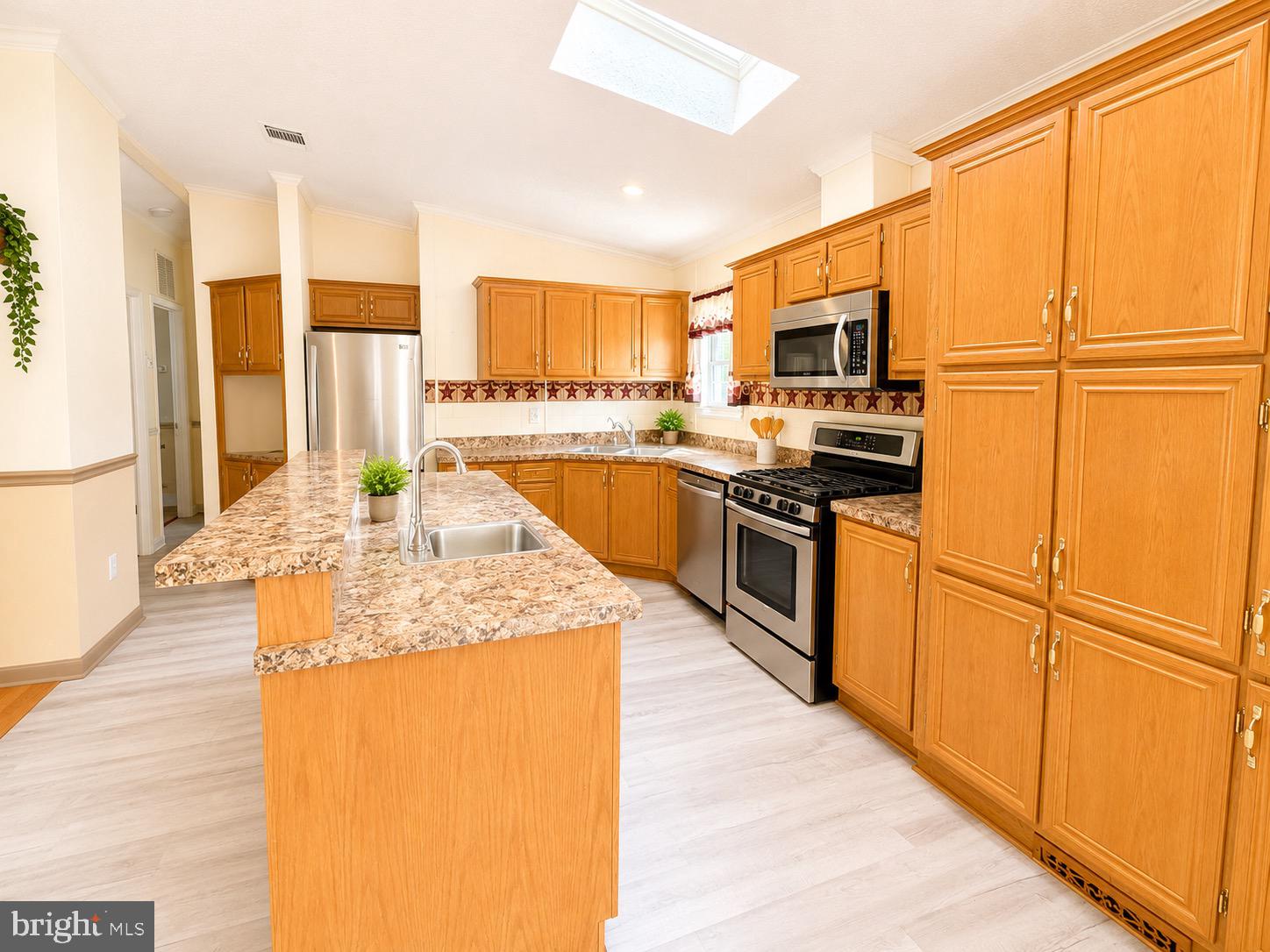 WALNUT GROVE MOBILE HOME PARK - Residential