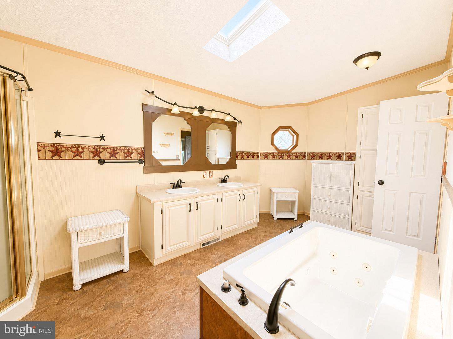 WALNUT GROVE MOBILE HOME PARK - Residential