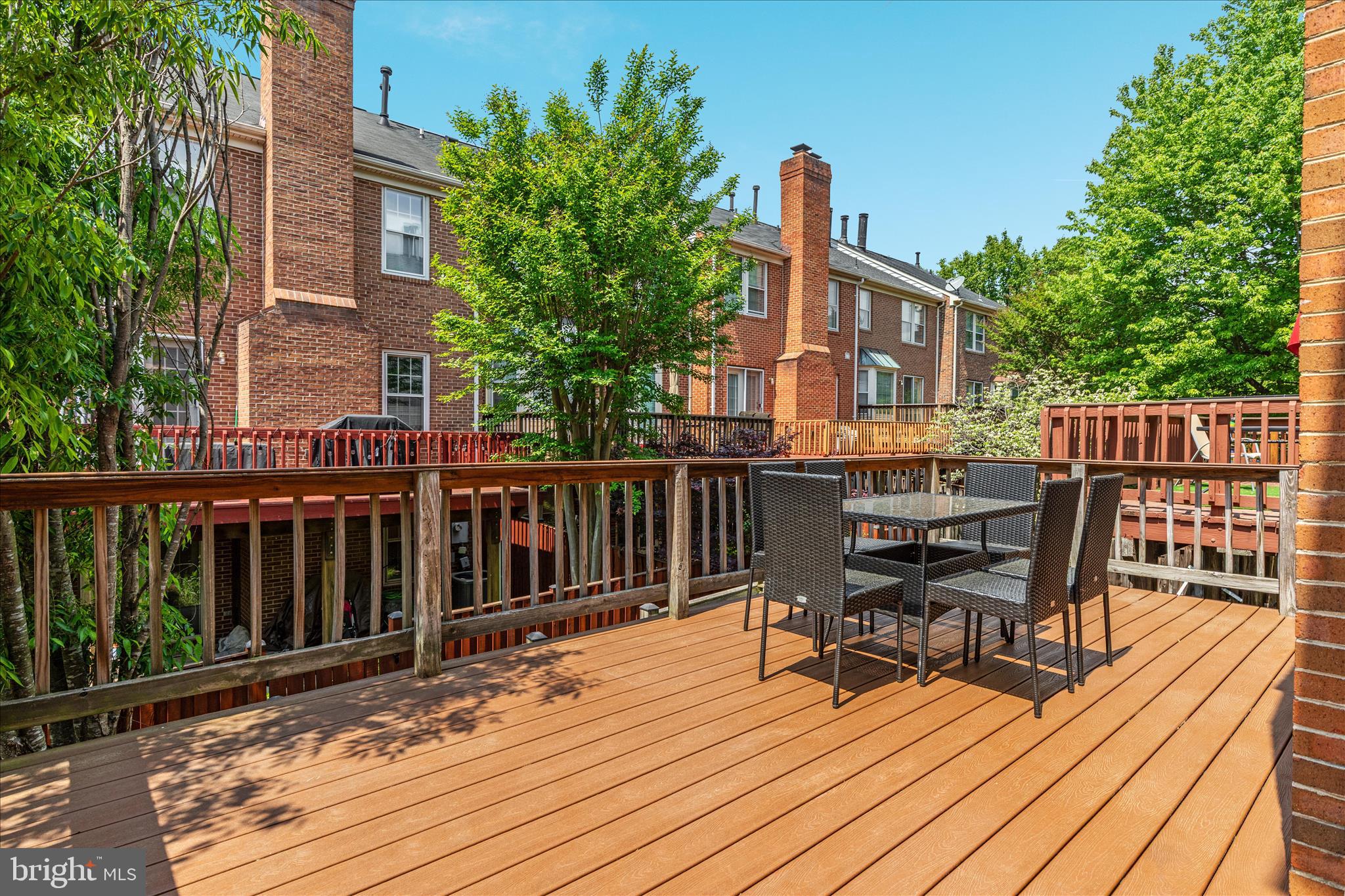 FAIRLAND TOWNS - Residential