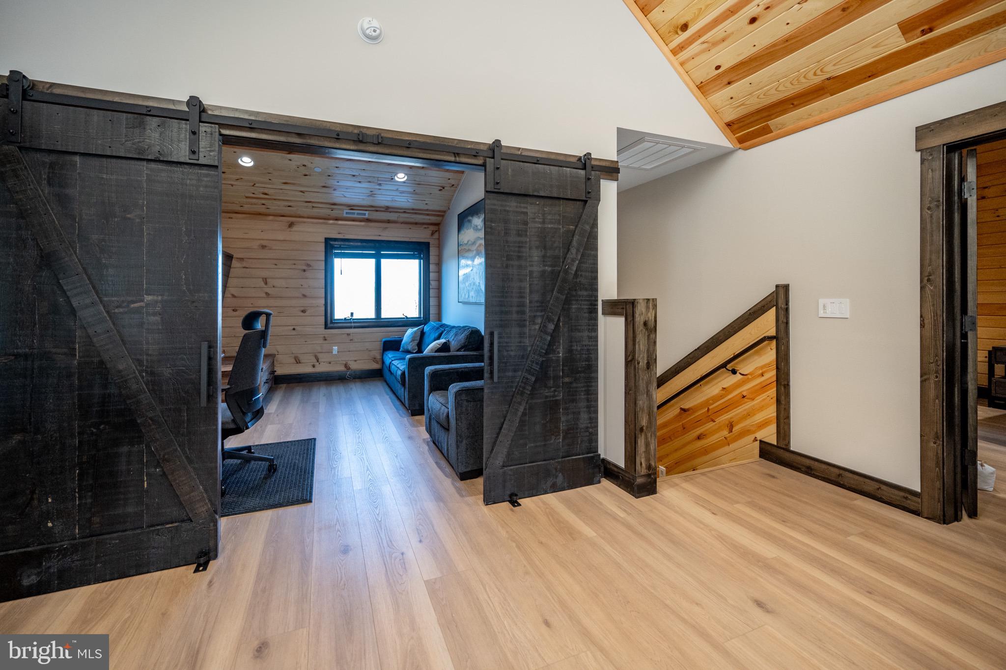 LODESTONE - Residential