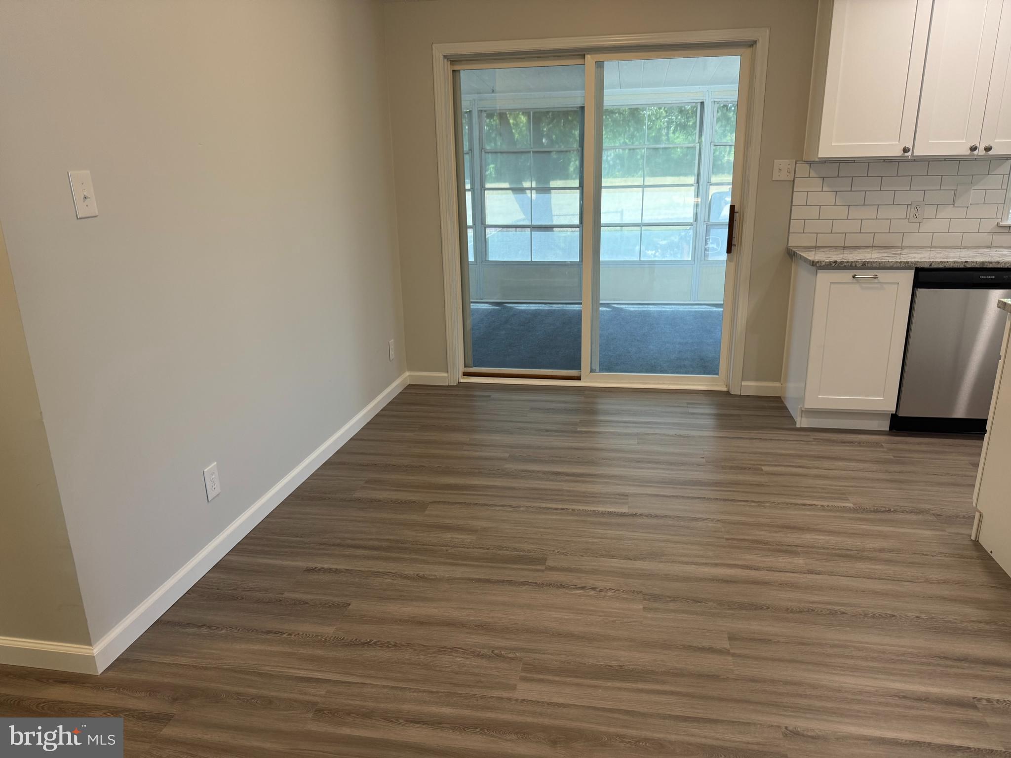 RIVER BEND - Residential