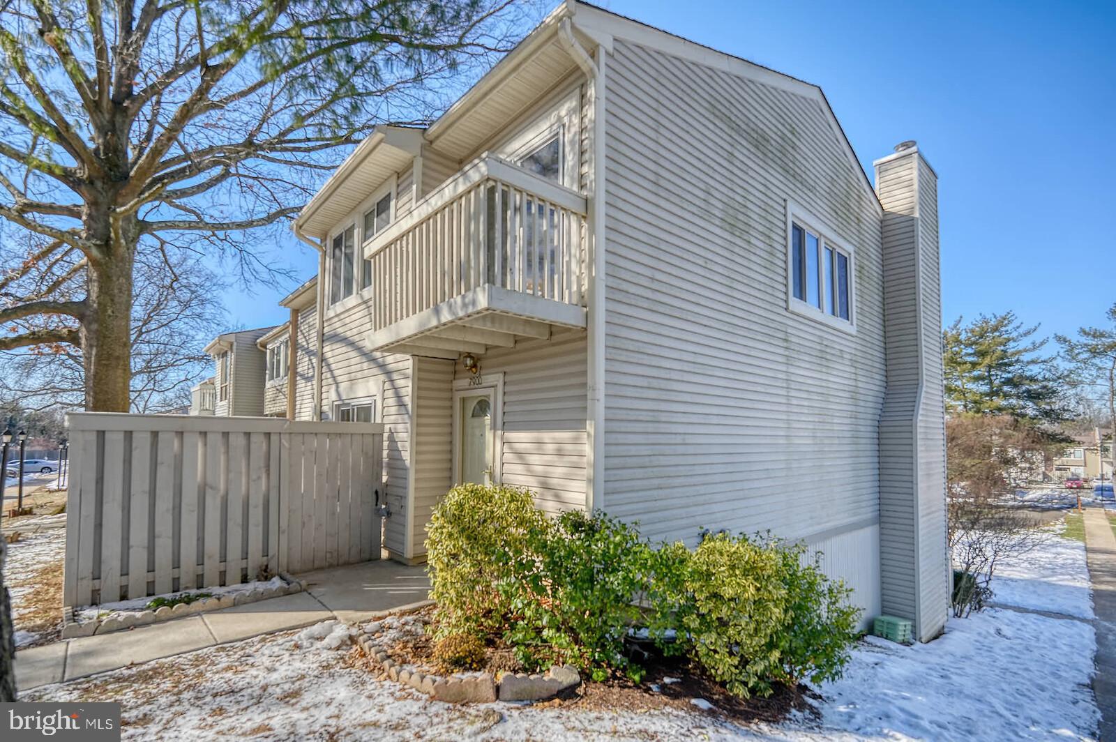 BENTLEY VILLAGE - Residential