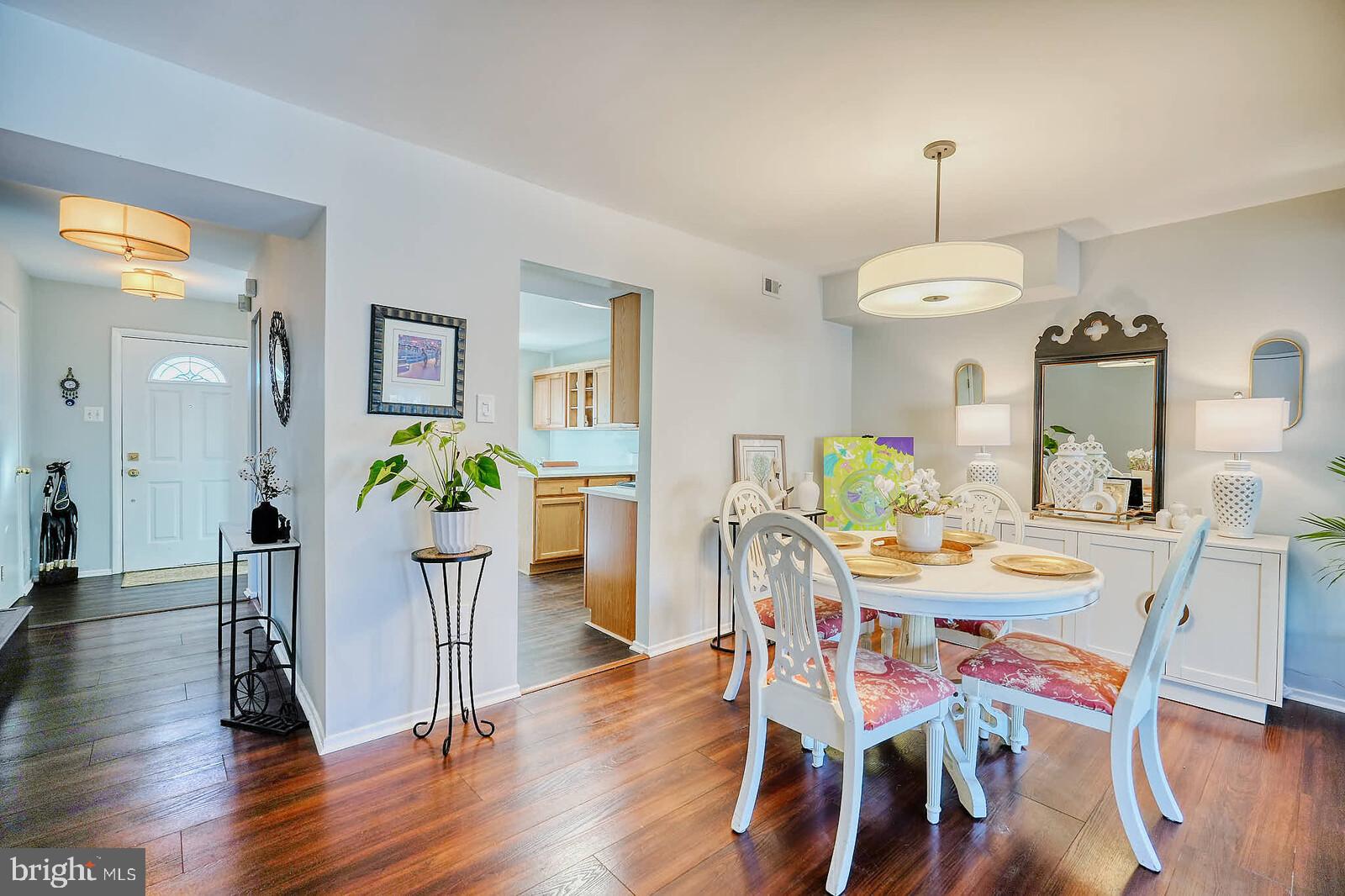 BENTLEY VILLAGE - Residential