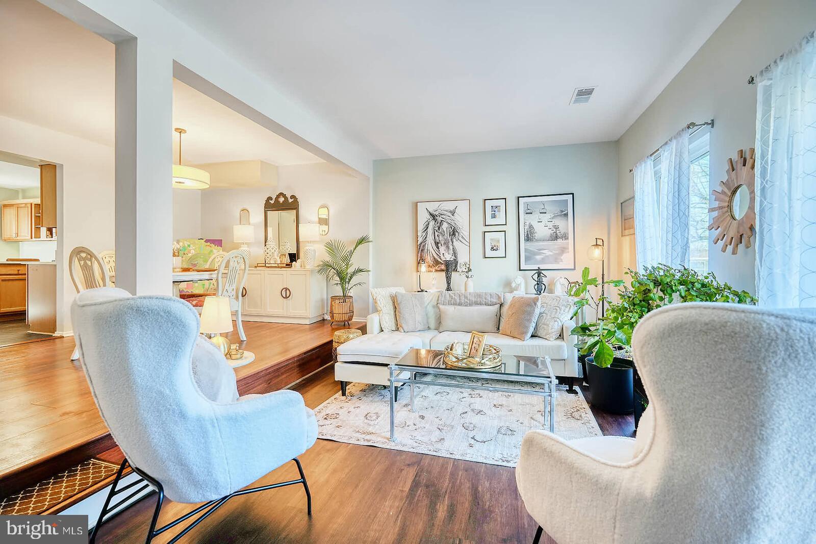 BENTLEY VILLAGE - Residential