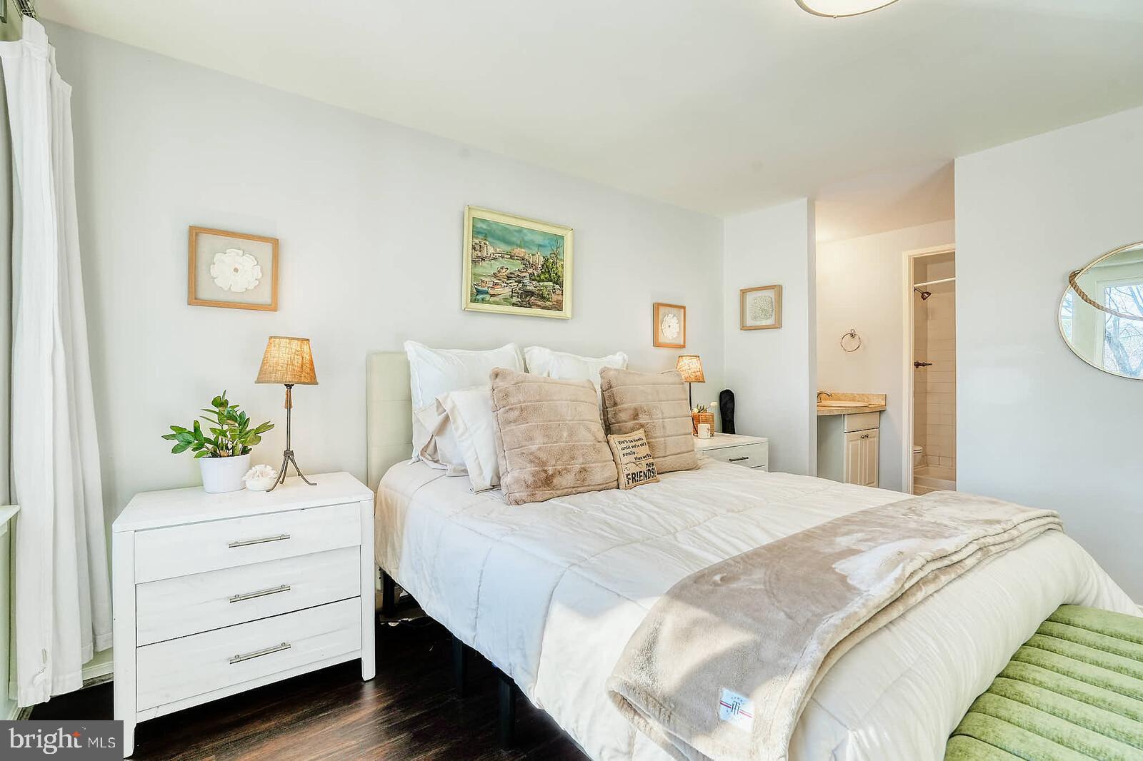 BENTLEY VILLAGE - Residential
