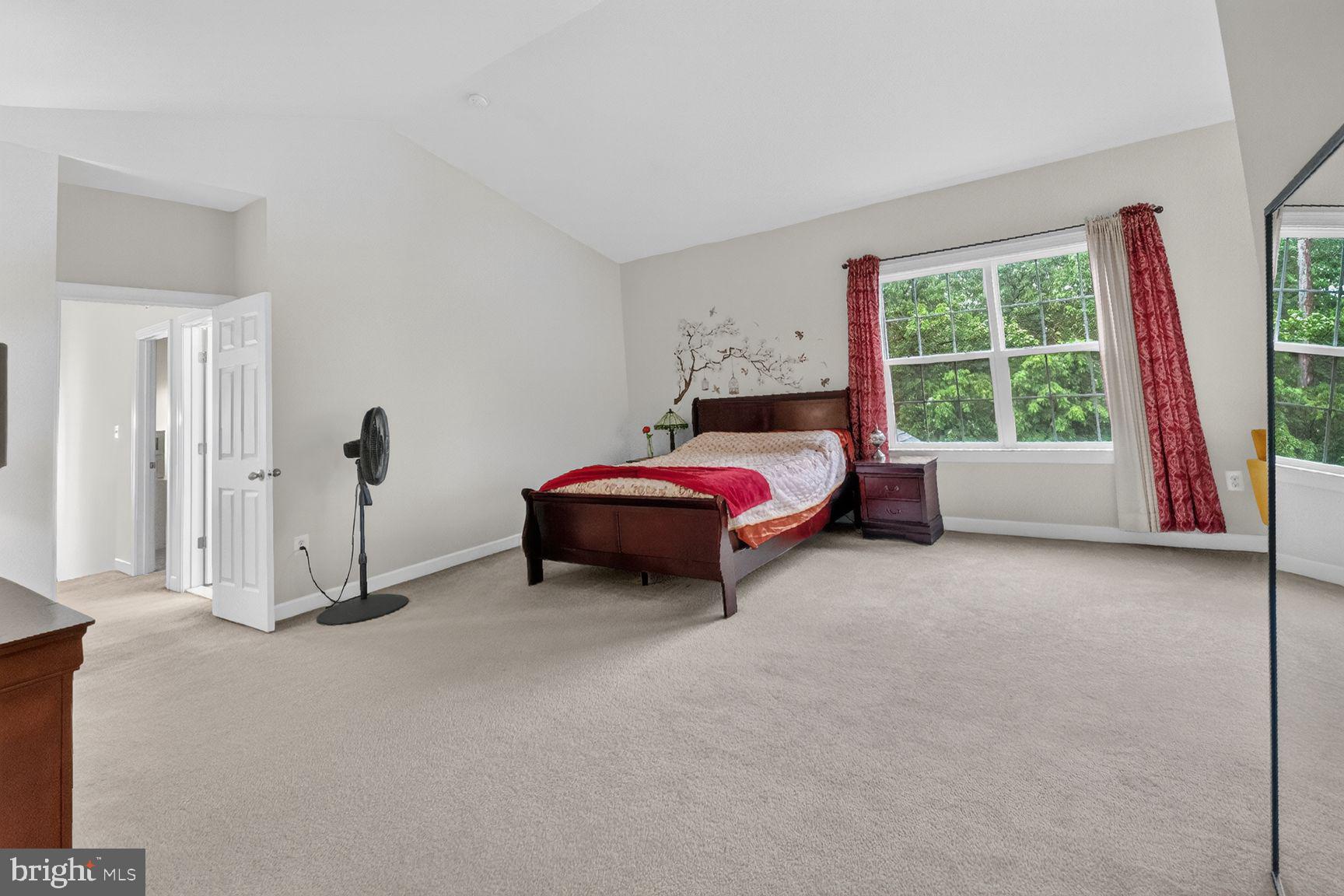 RIVER POINTE - Residential