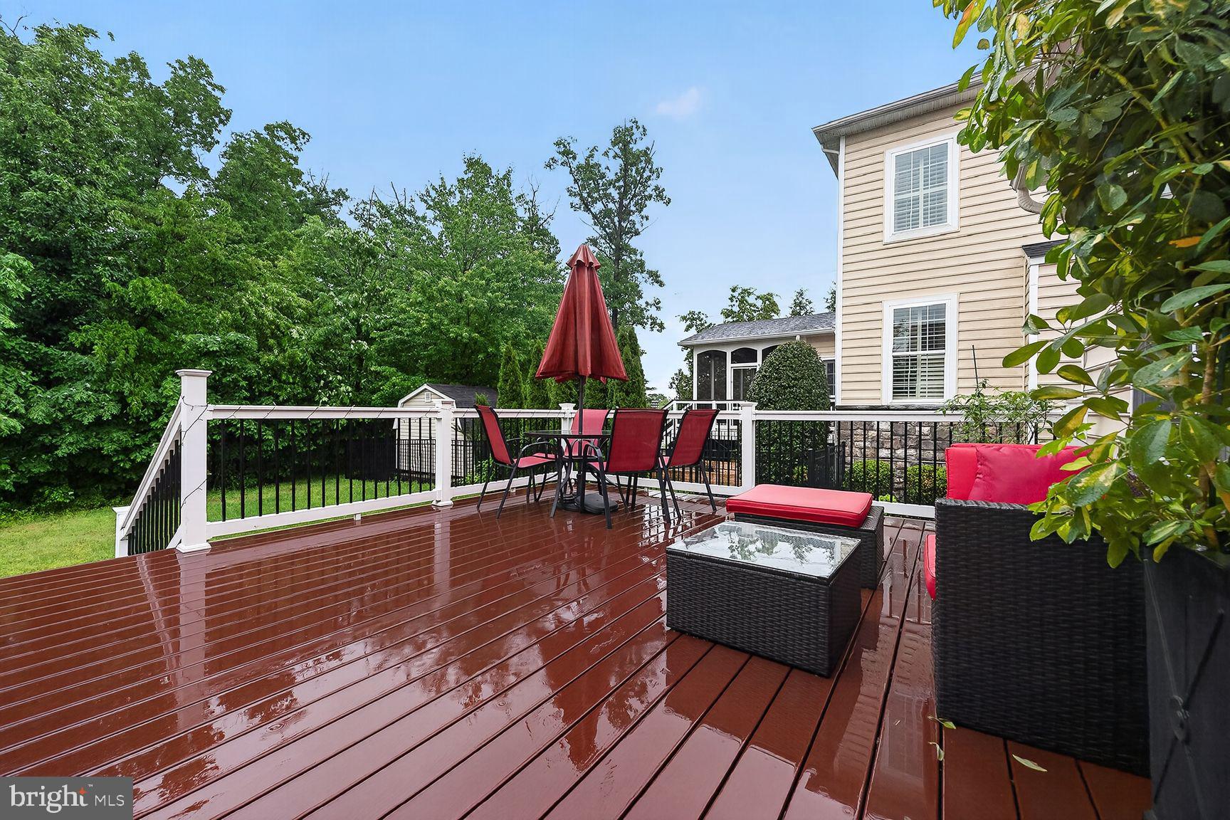 RIVER POINTE - Residential