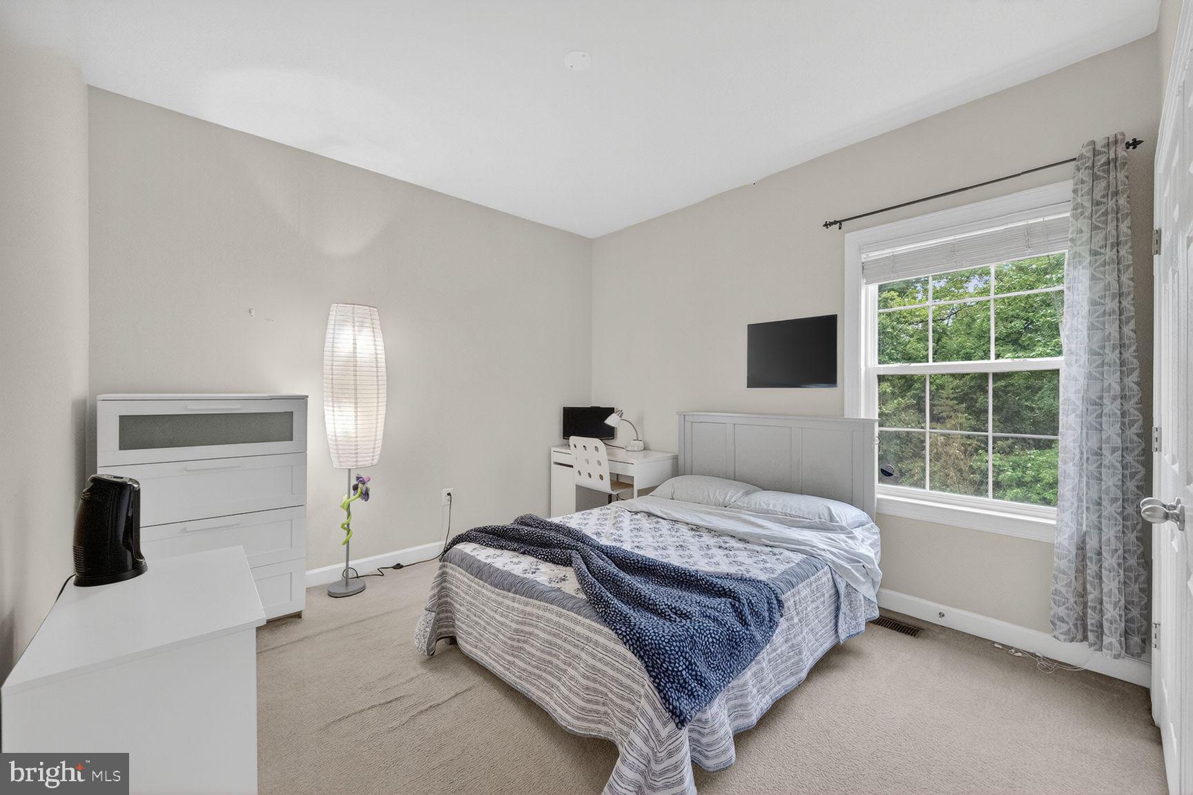 RIVER POINTE - Residential