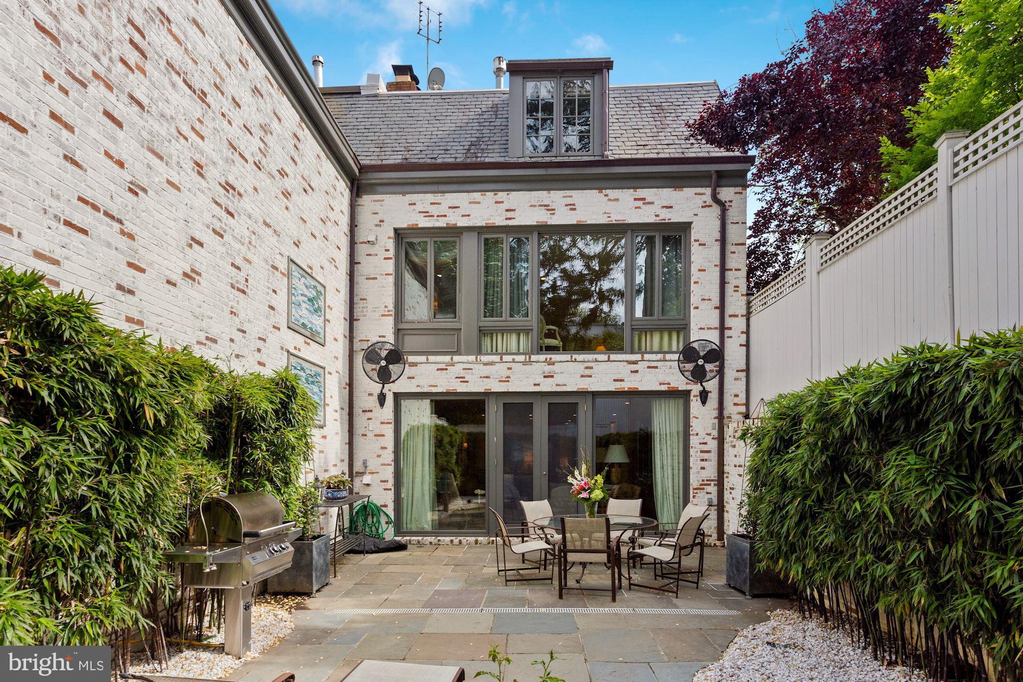 GEORGETOWN - Residential