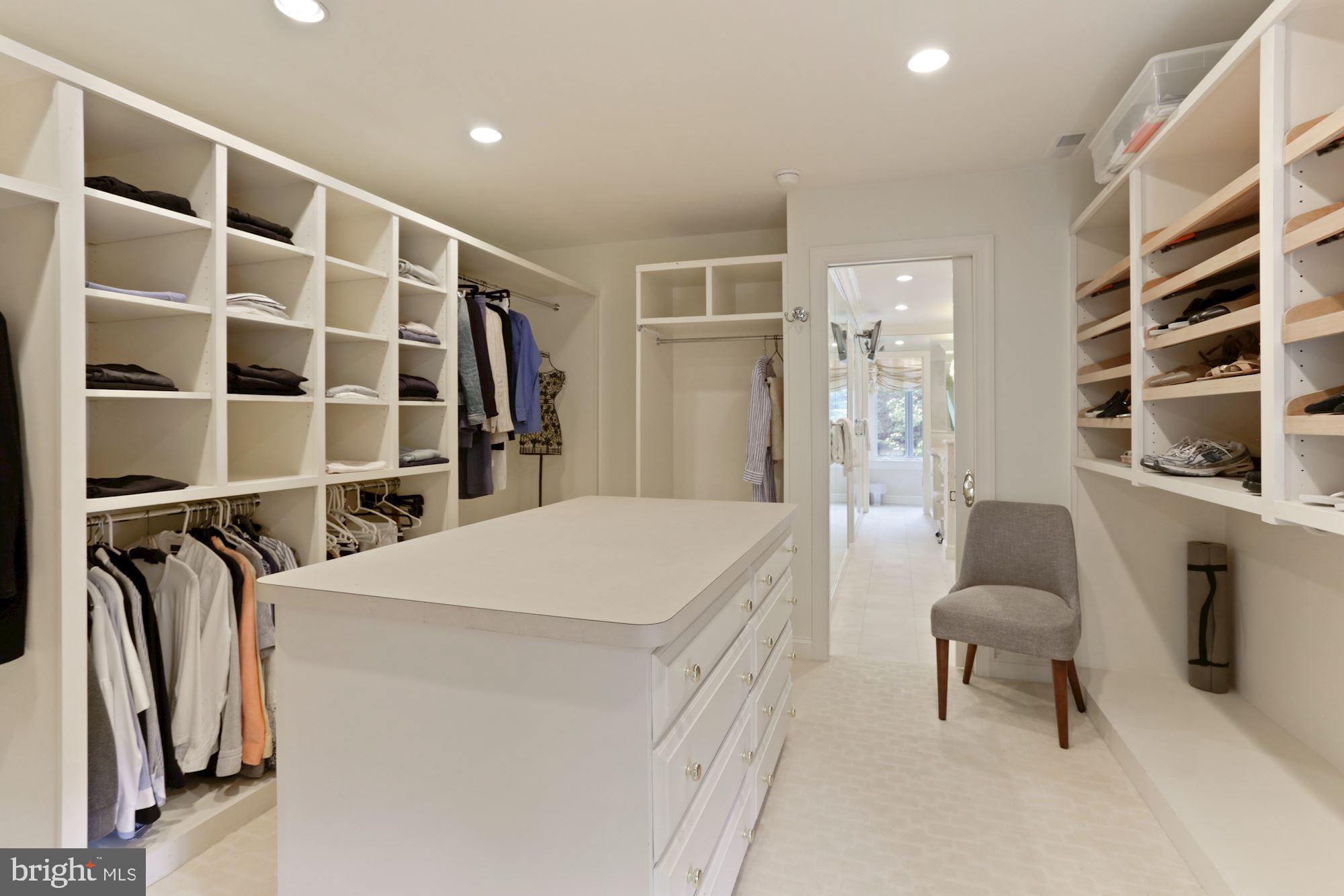 GEORGETOWN - Residential