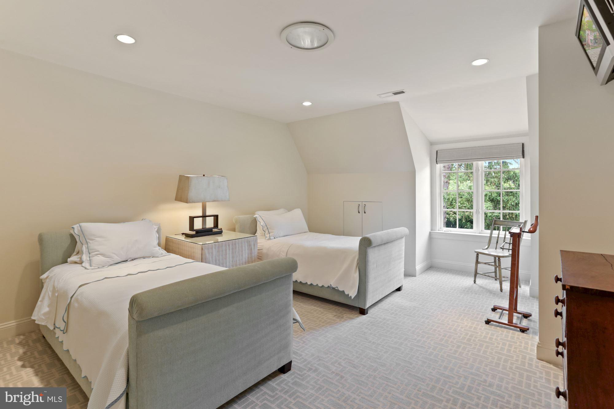 GEORGETOWN - Residential