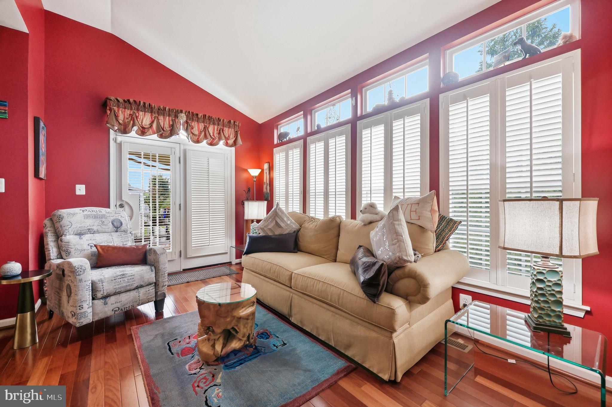 SIGNATURE CLUB AT GREENVIEW - Residential