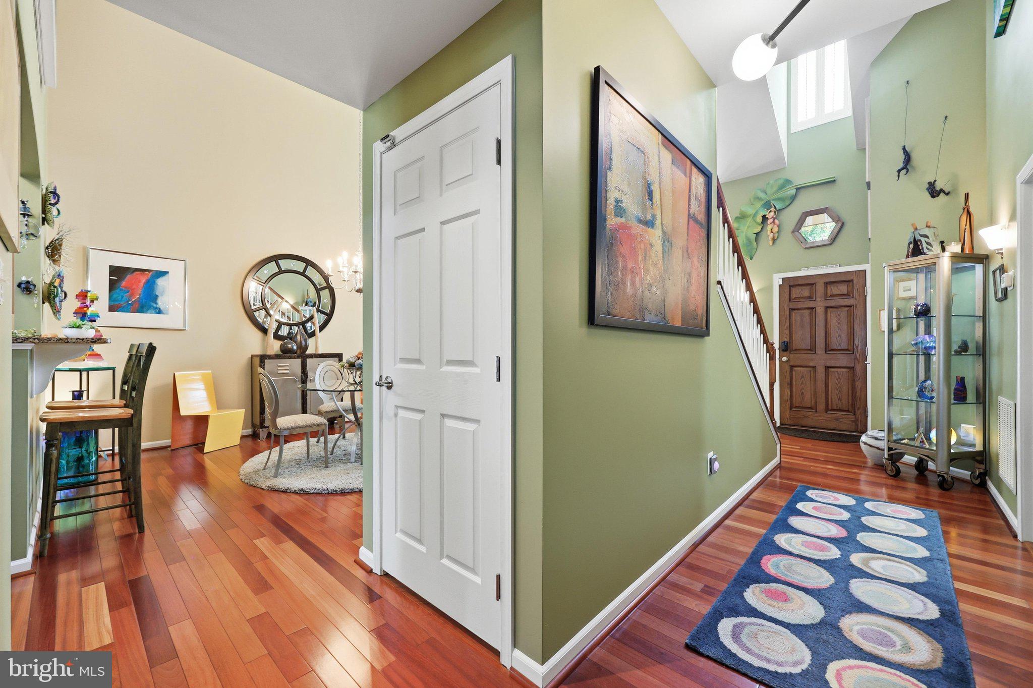 SIGNATURE CLUB AT GREENVIEW - Residential