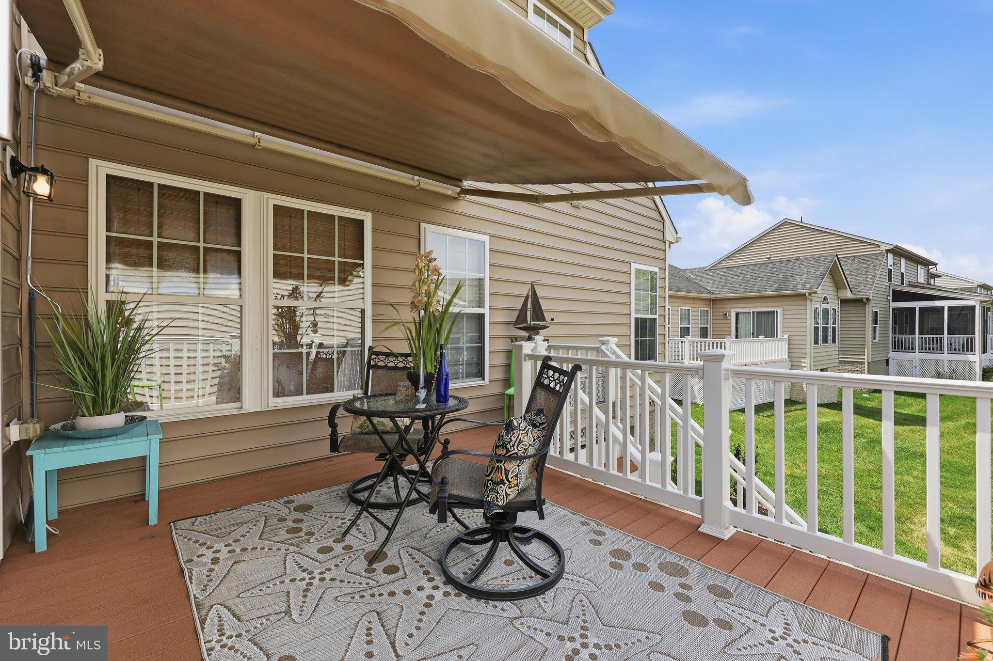 SIGNATURE CLUB AT GREENVIEW - Residential