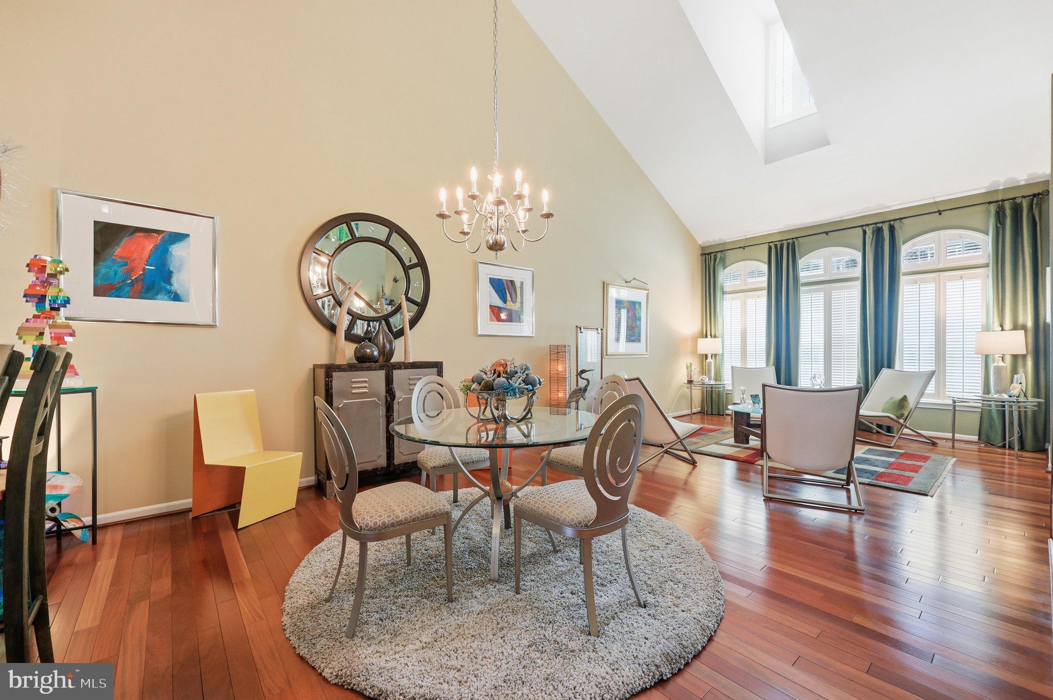SIGNATURE CLUB AT GREENVIEW - Residential