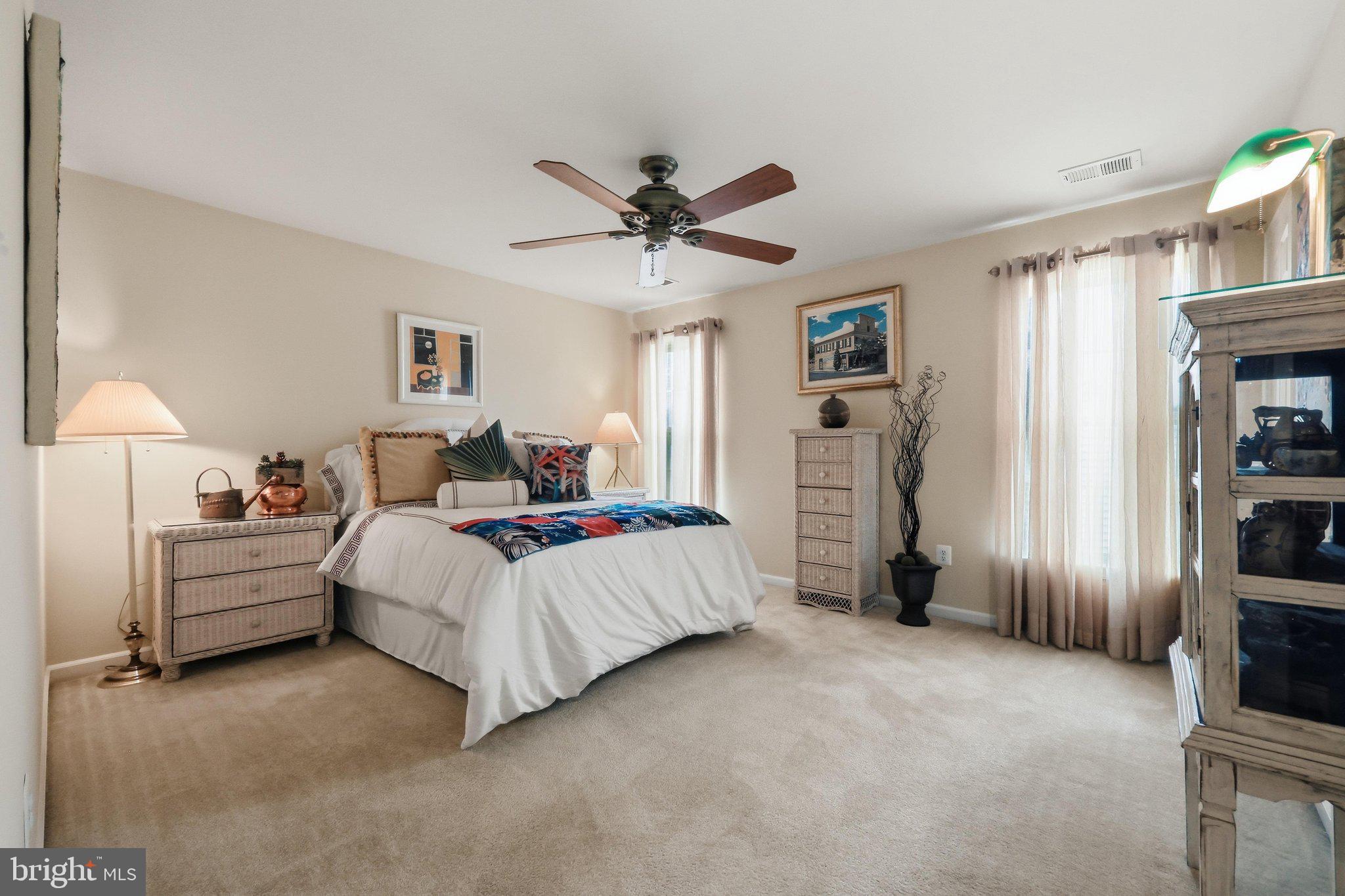 SIGNATURE CLUB AT GREENVIEW - Residential
