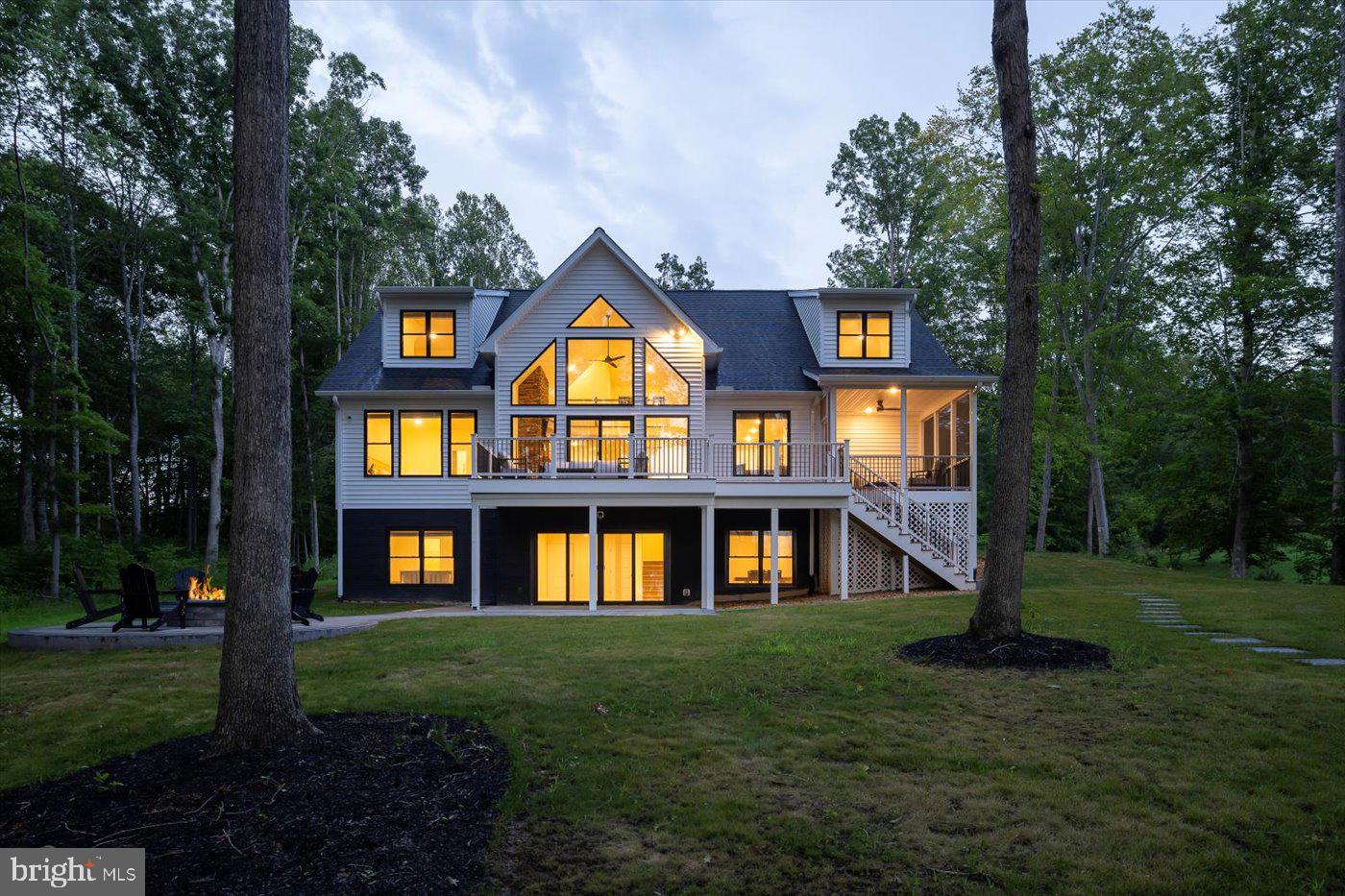 NOAHS LANDING - Residential