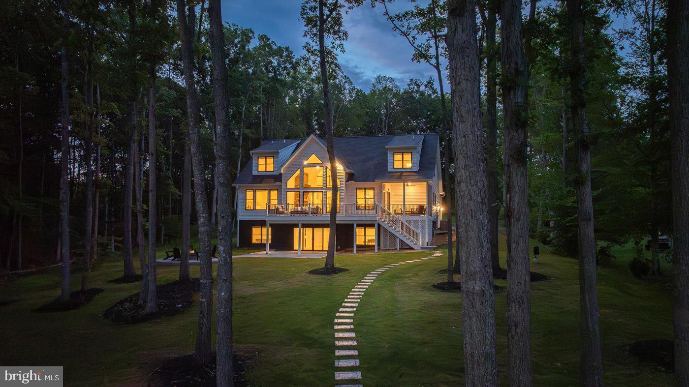 NOAHS LANDING - Residential
