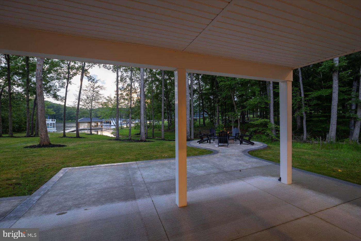 NOAHS LANDING - Residential
