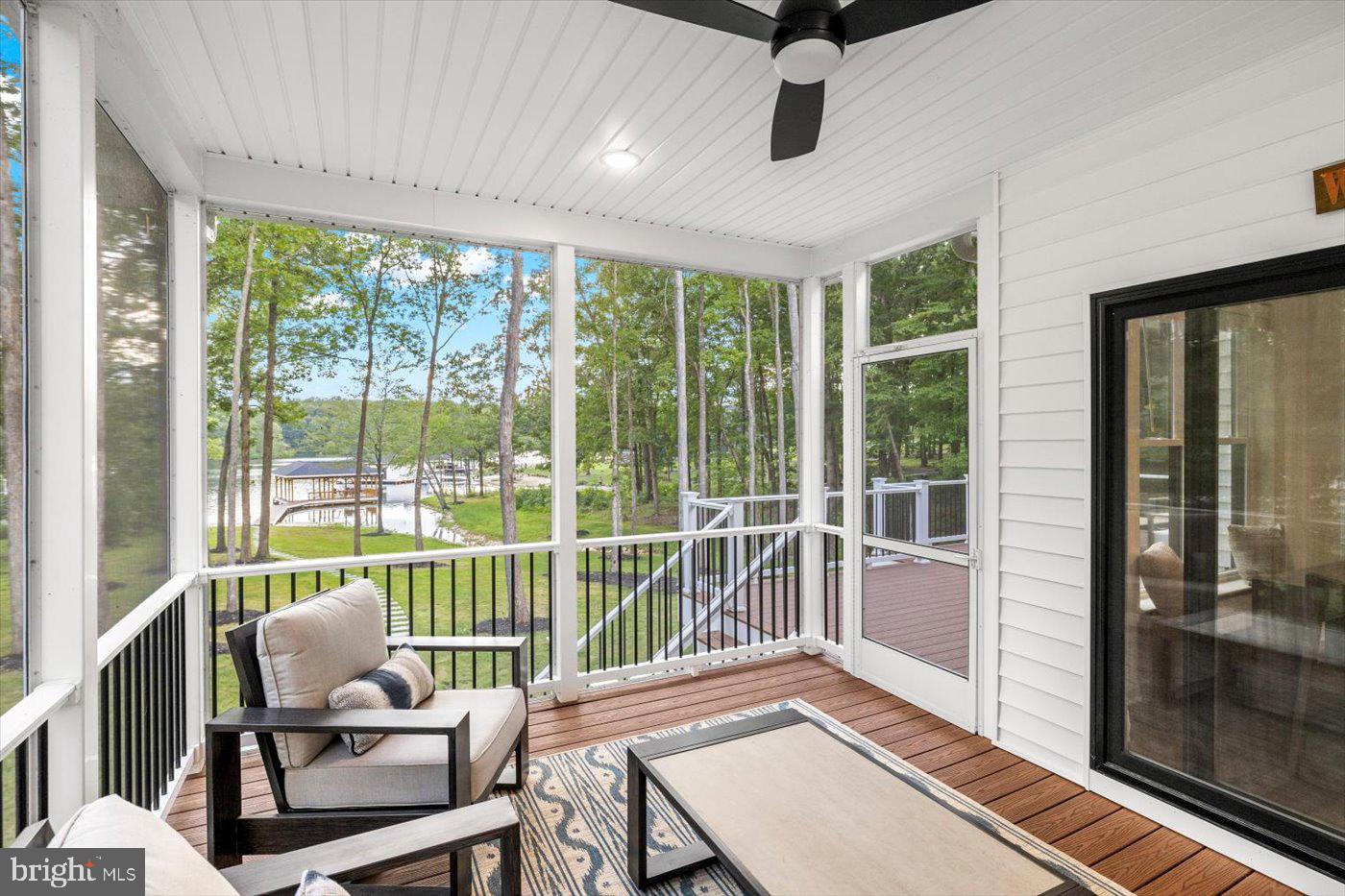 NOAHS LANDING - Residential
