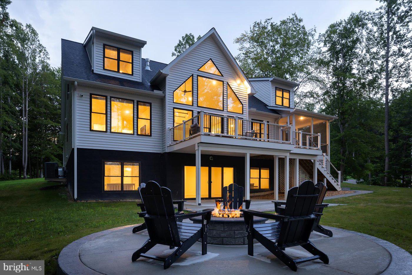 NOAHS LANDING - Residential