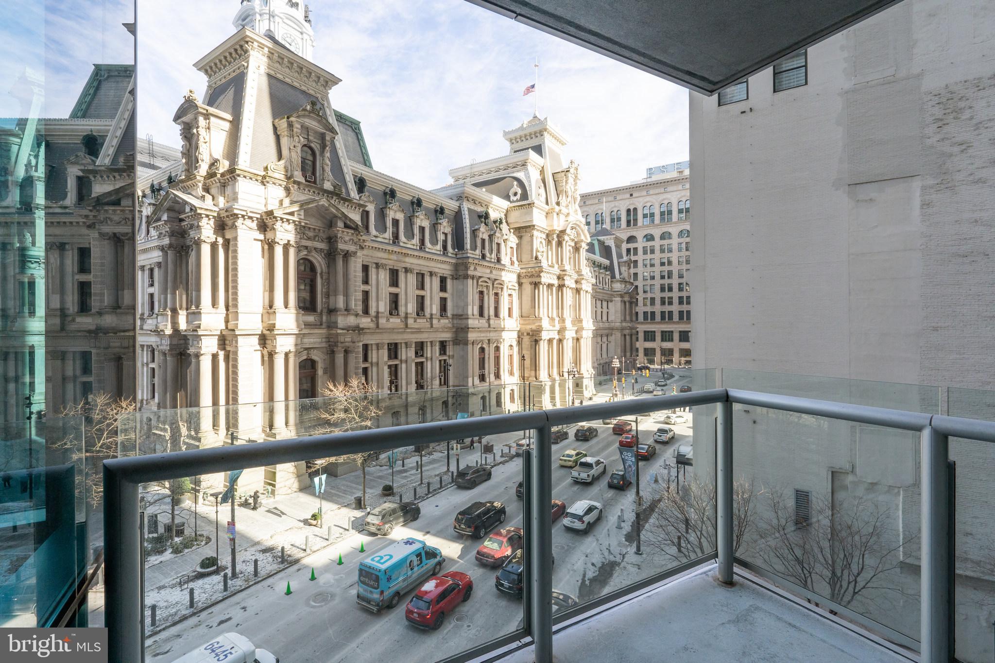 AVENUE OF THE ARTS - Residential