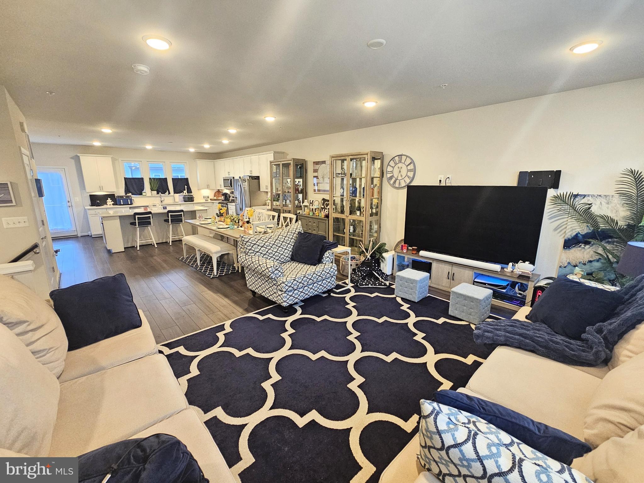 WATERSHED - Residential Lease