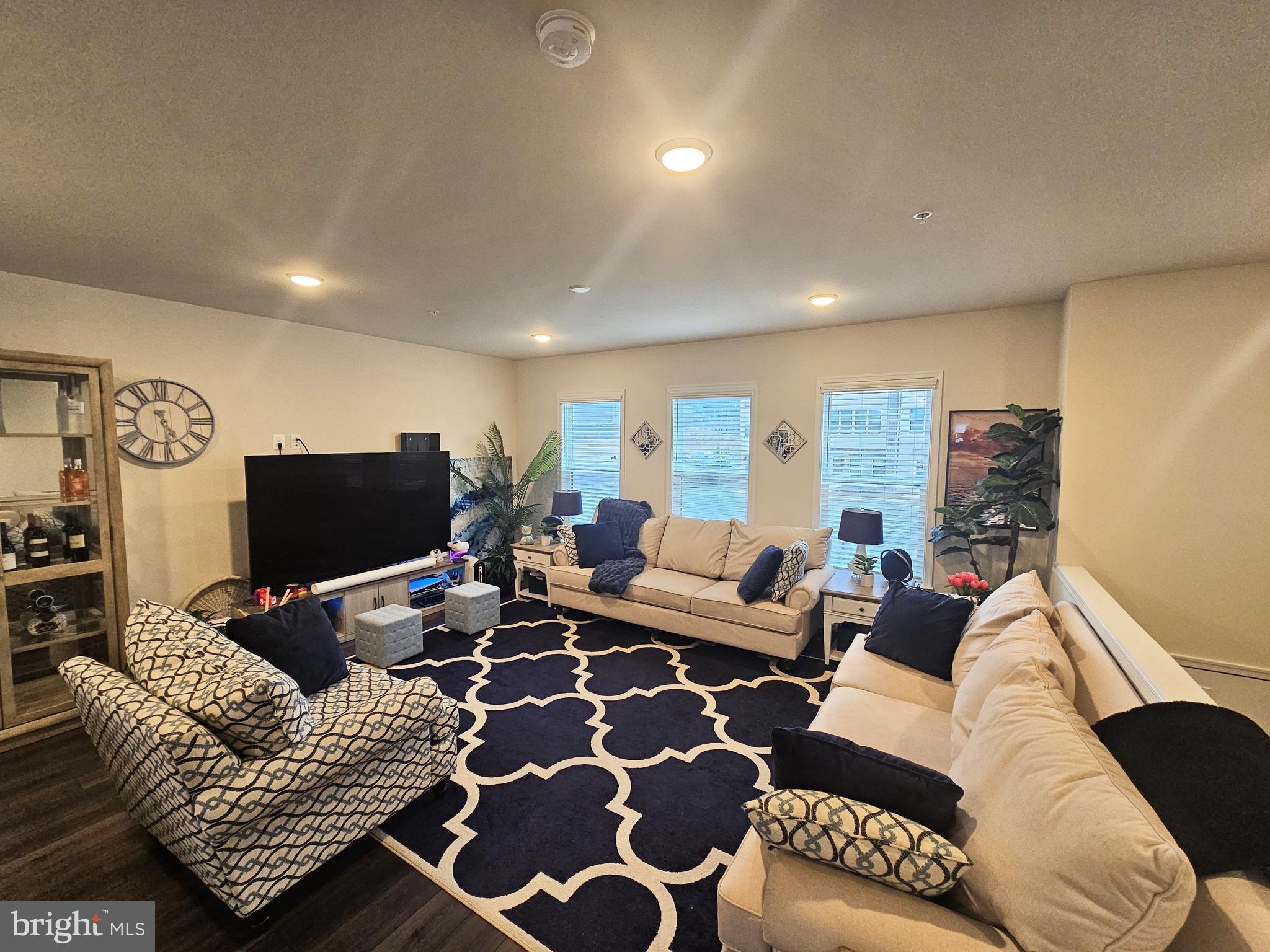 WATERSHED - Residential Lease