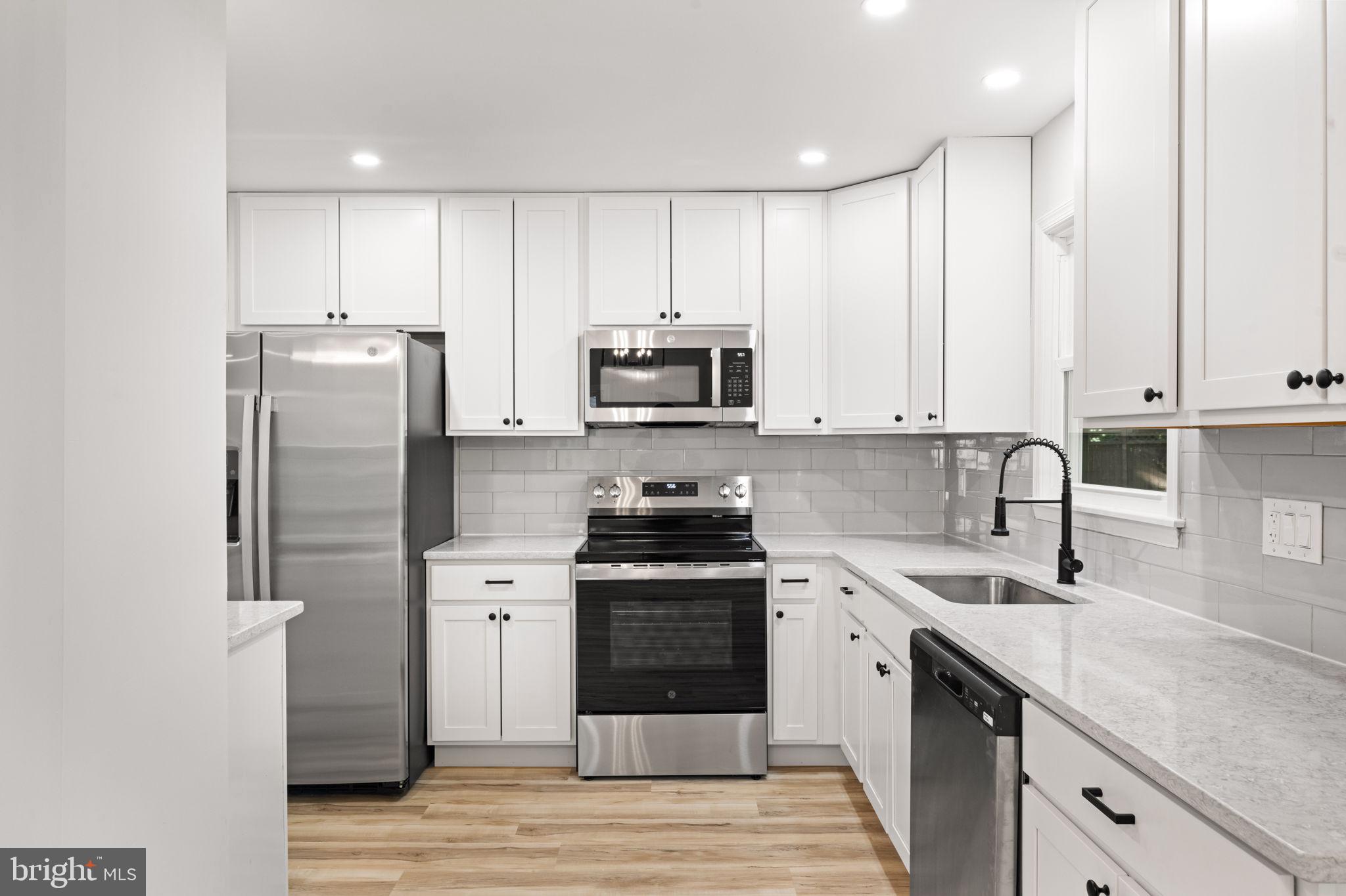 ESSEX SOUTH - Residential