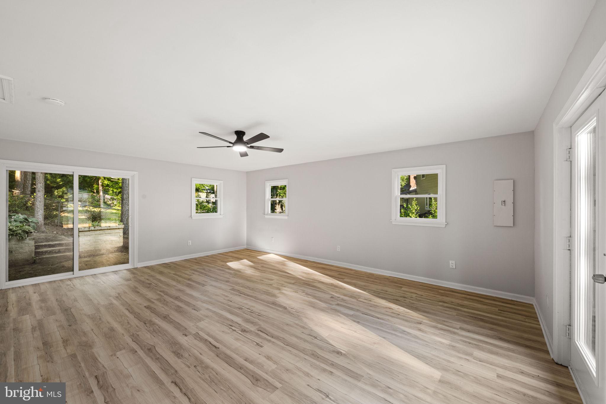 ESSEX SOUTH - Residential
