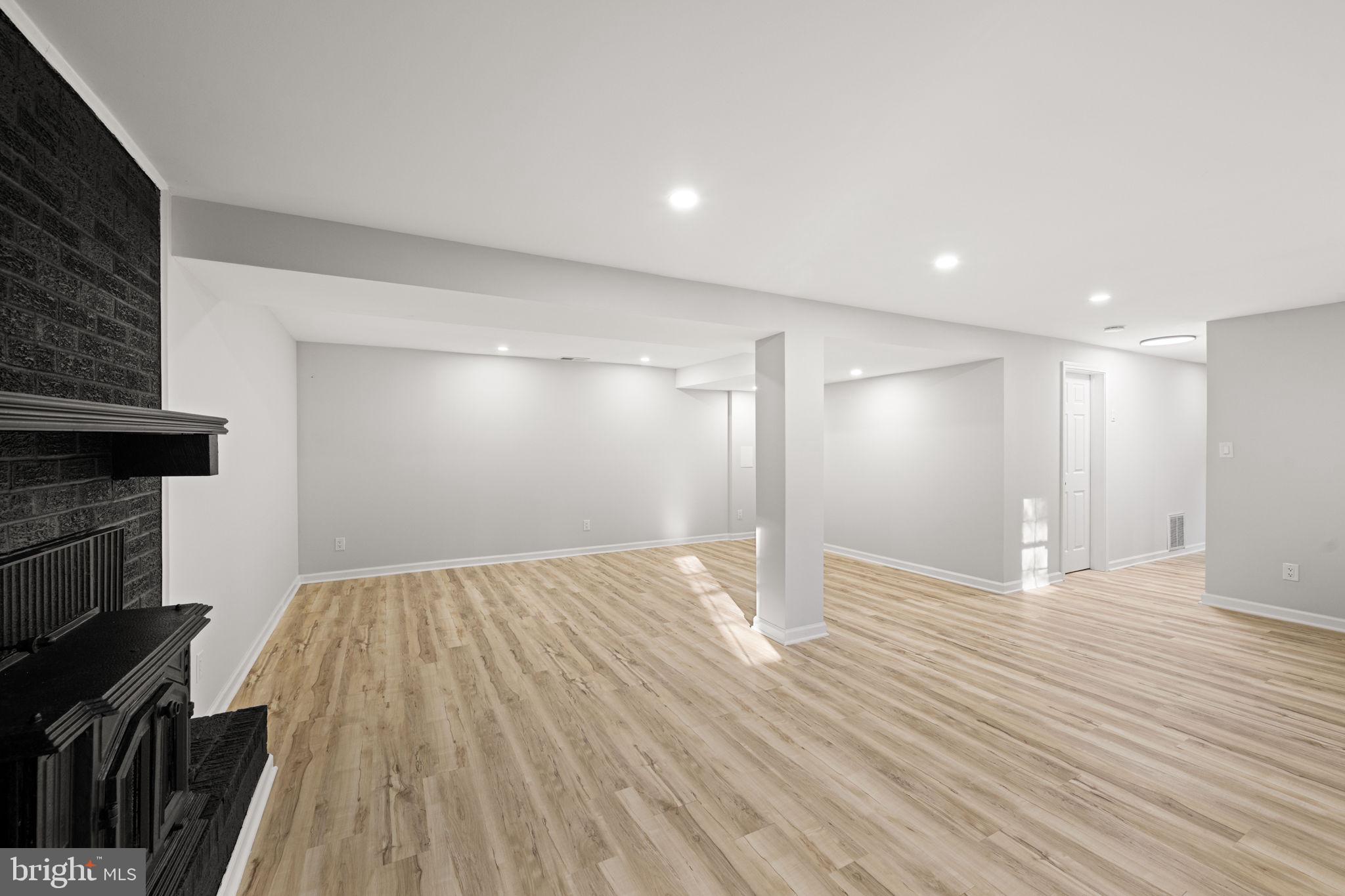 ESSEX SOUTH - Residential