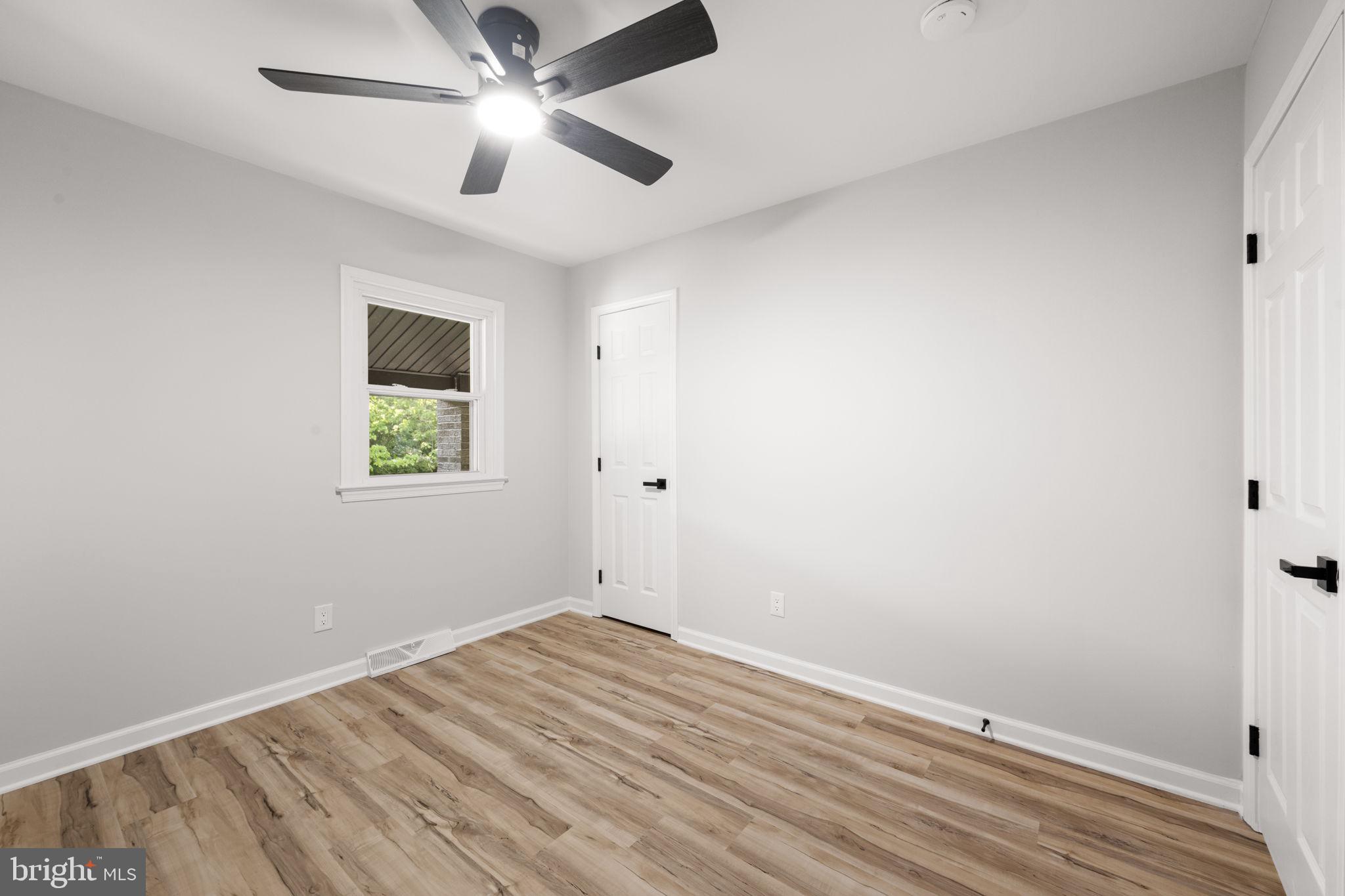ESSEX SOUTH - Residential